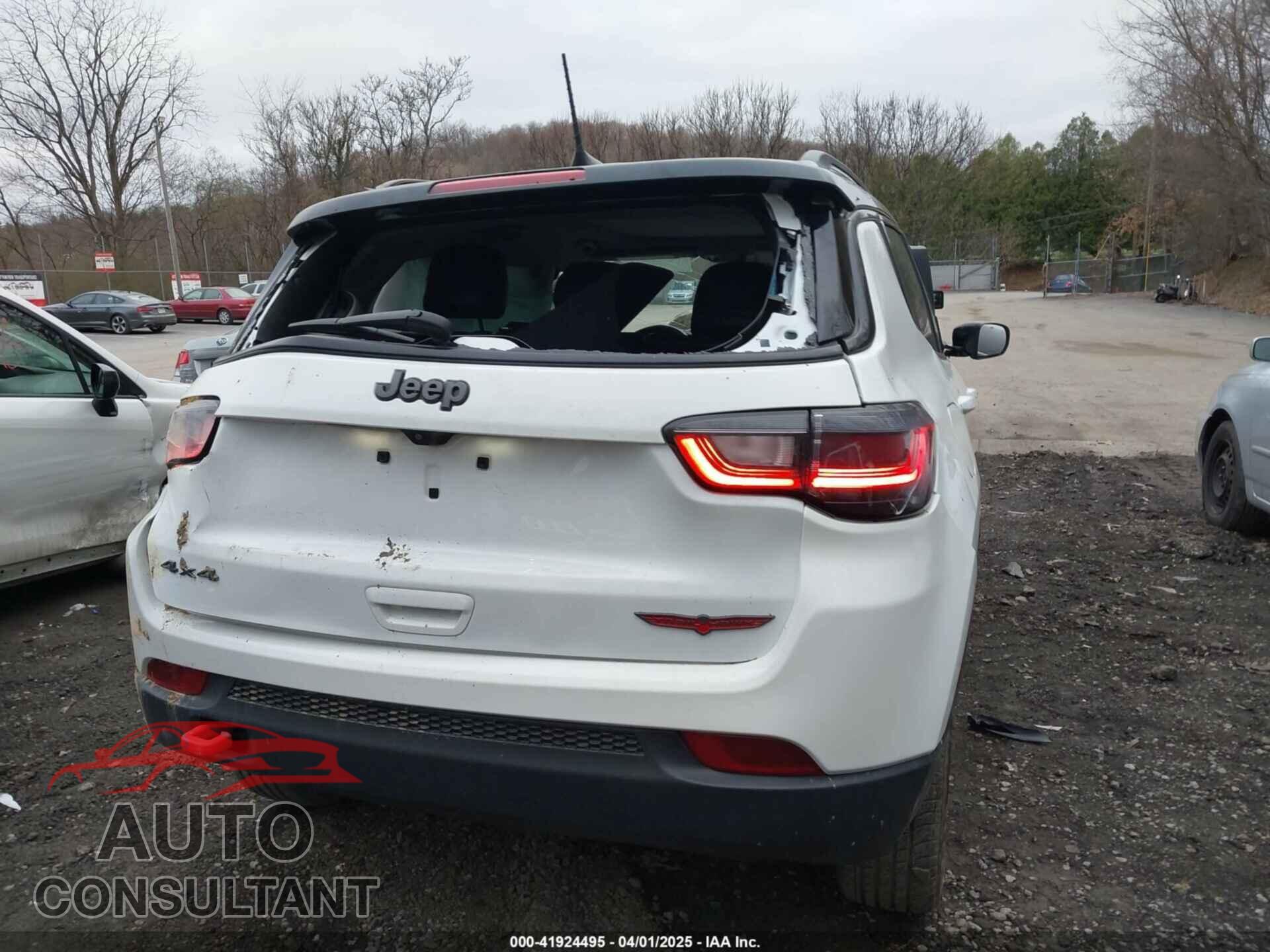 JEEP COMPASS 2022 - 3C4NJDDB1NT202944