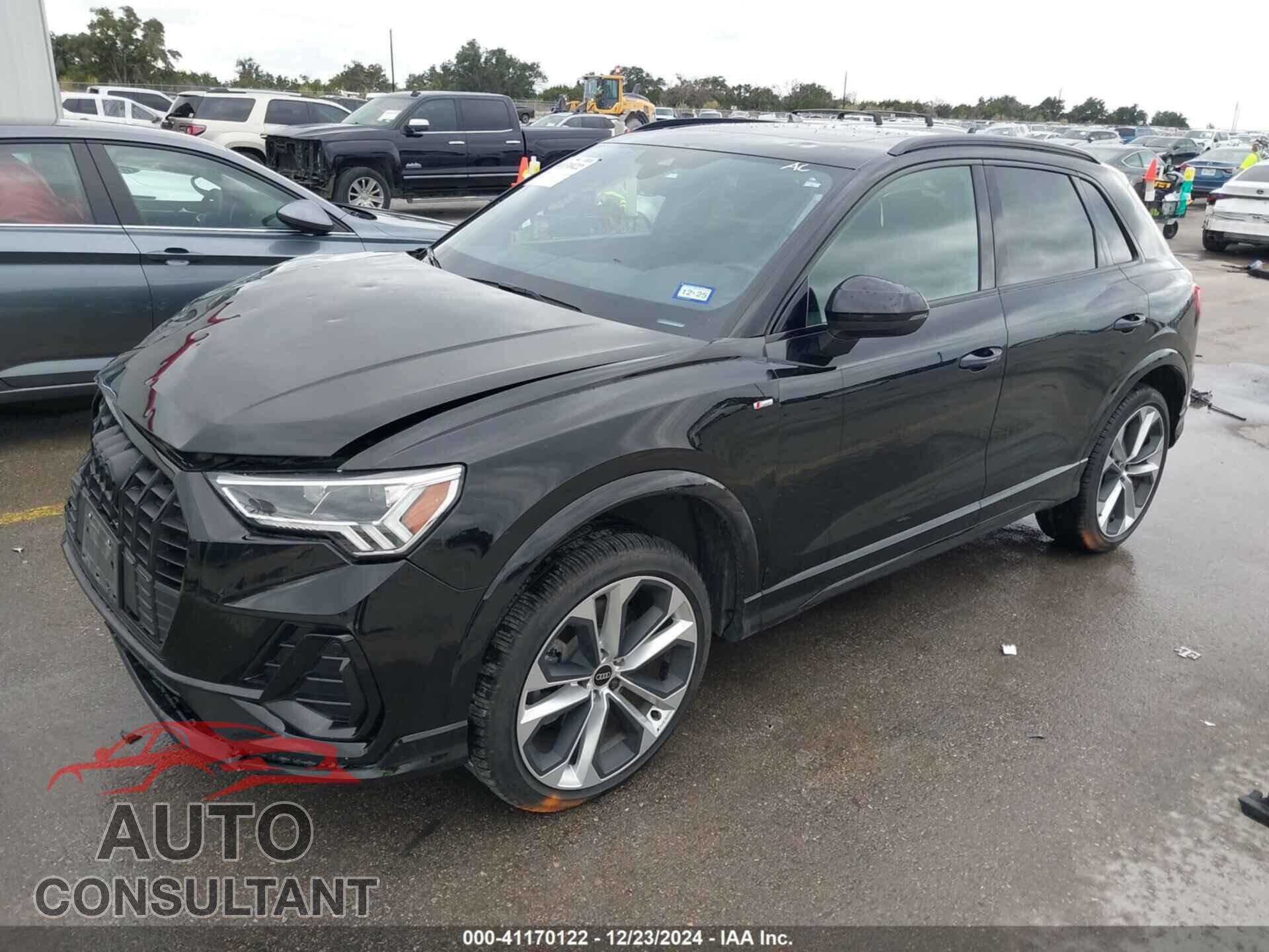 AUDI Q3 2021 - WA1EECF38M1064663