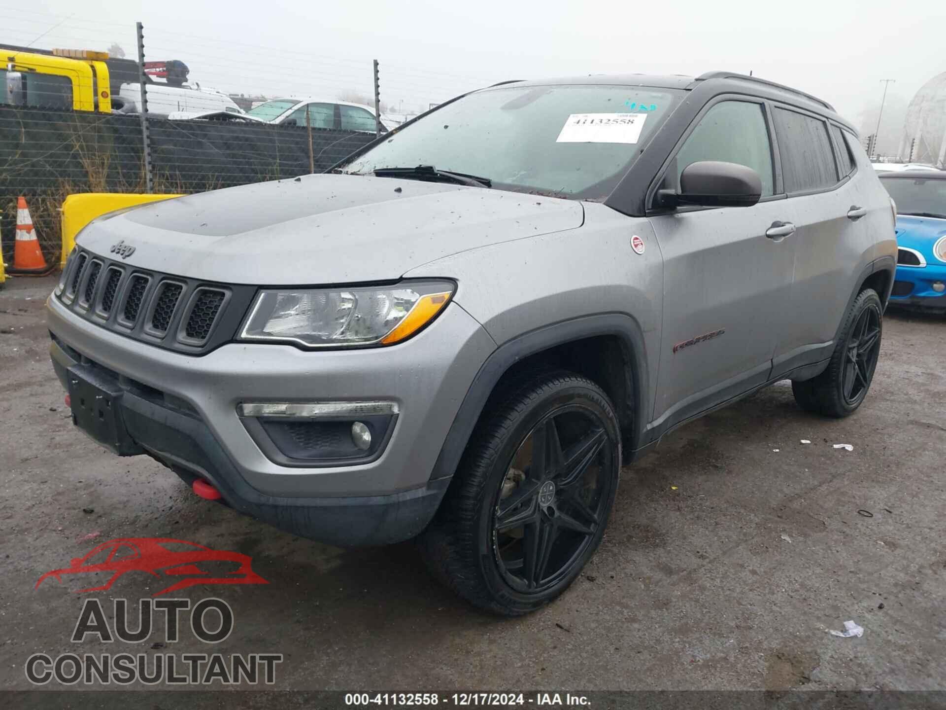 JEEP COMPASS 2018 - 3C4NJDDB7JT199204