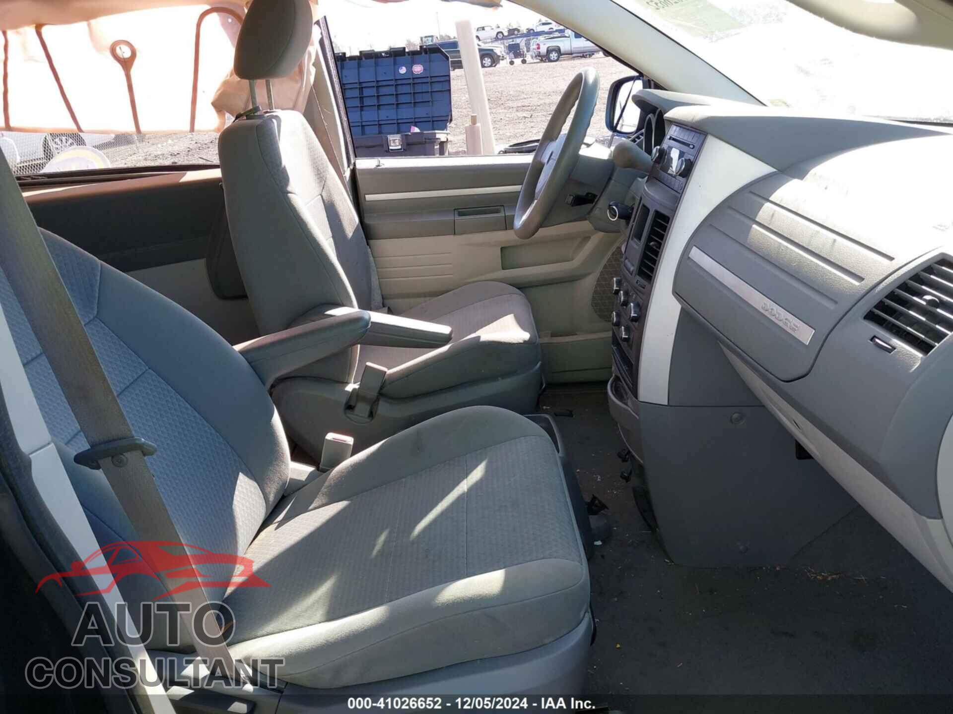 DODGE GRAND CARAVAN 2010 - 2D4RN4DE0AR261869
