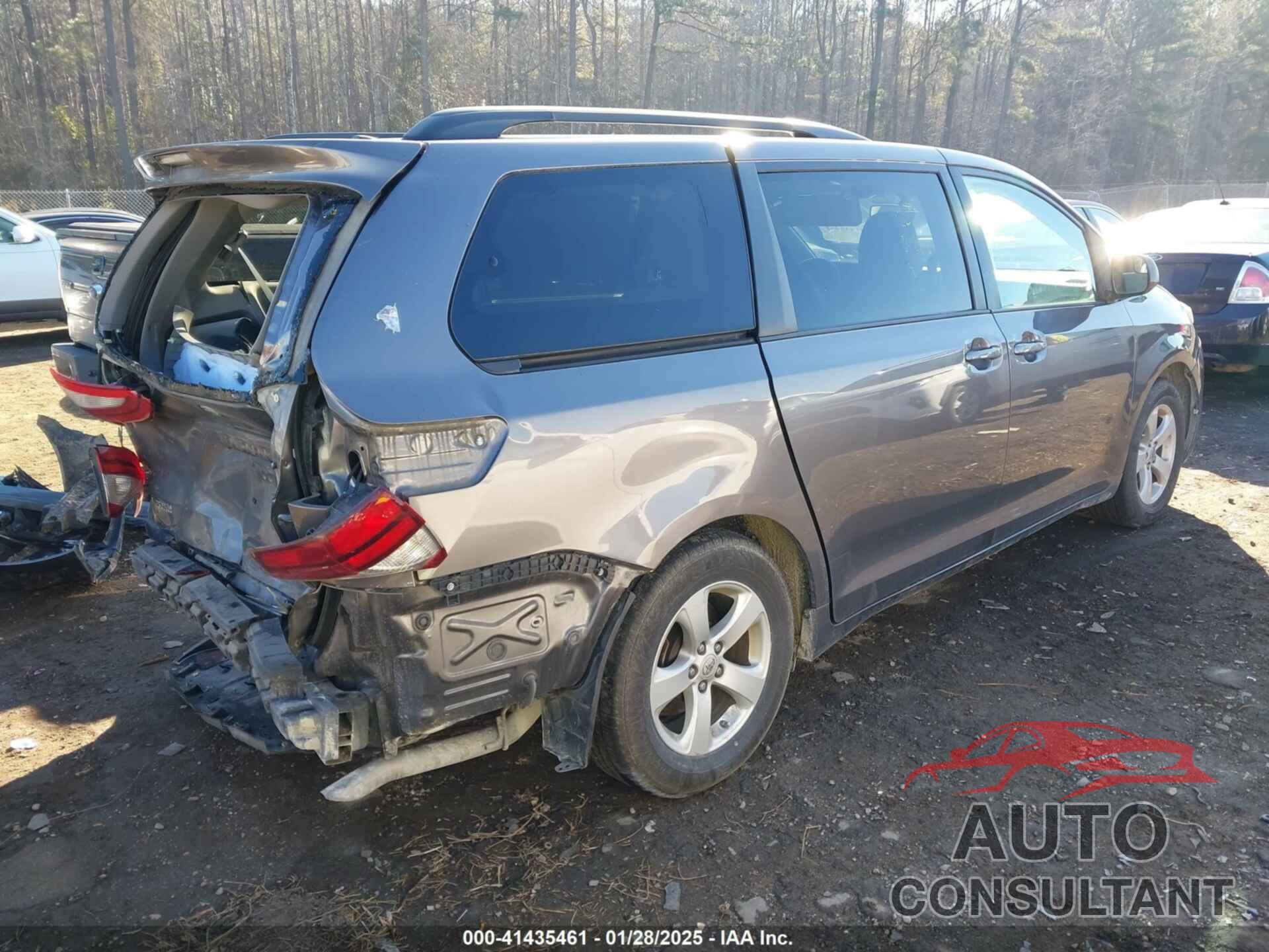 TOYOTA SIENNA 2017 - 5TDKZ3DC9HS772056
