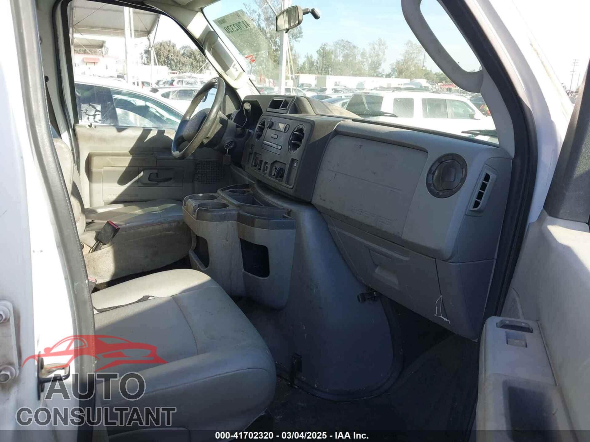 FORD E-150 2014 - 1FTNE1EW4EDA92742