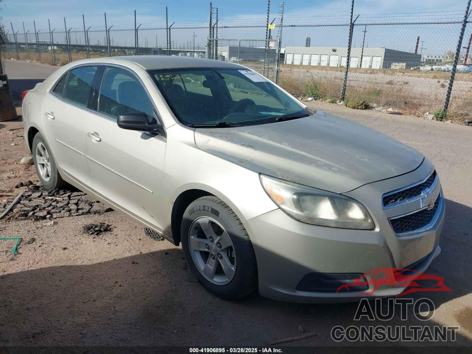 CHEVROLET MALIBU 2013 - 1G11B5SA4DF272628