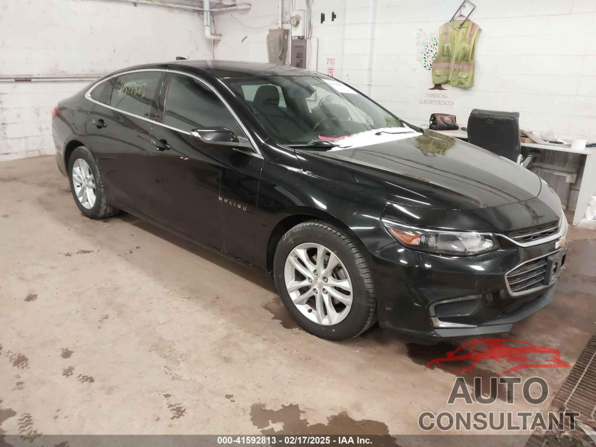CHEVROLET MALIBU 2018 - 1G1ZD5ST7JF178379
