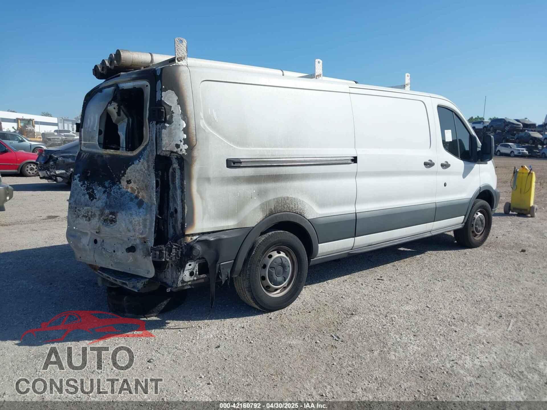 FORD TRANSIT-150 2015 - 1FTNE2YM9FKA40438