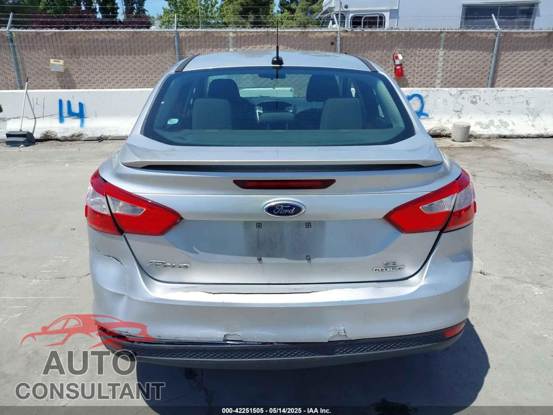 FORD FOCUS 2012 - 1FAHP3F25CL476830
