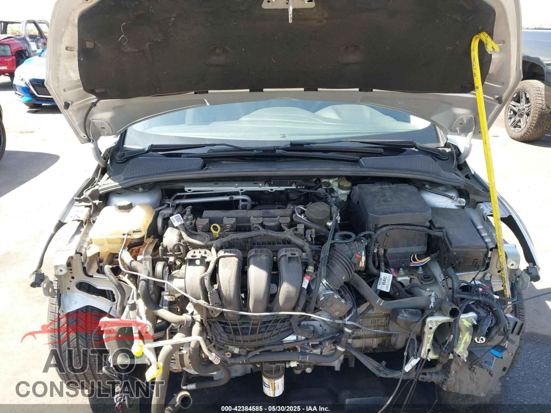 FORD FOCUS 2014 - 1FADP3F23EL305690