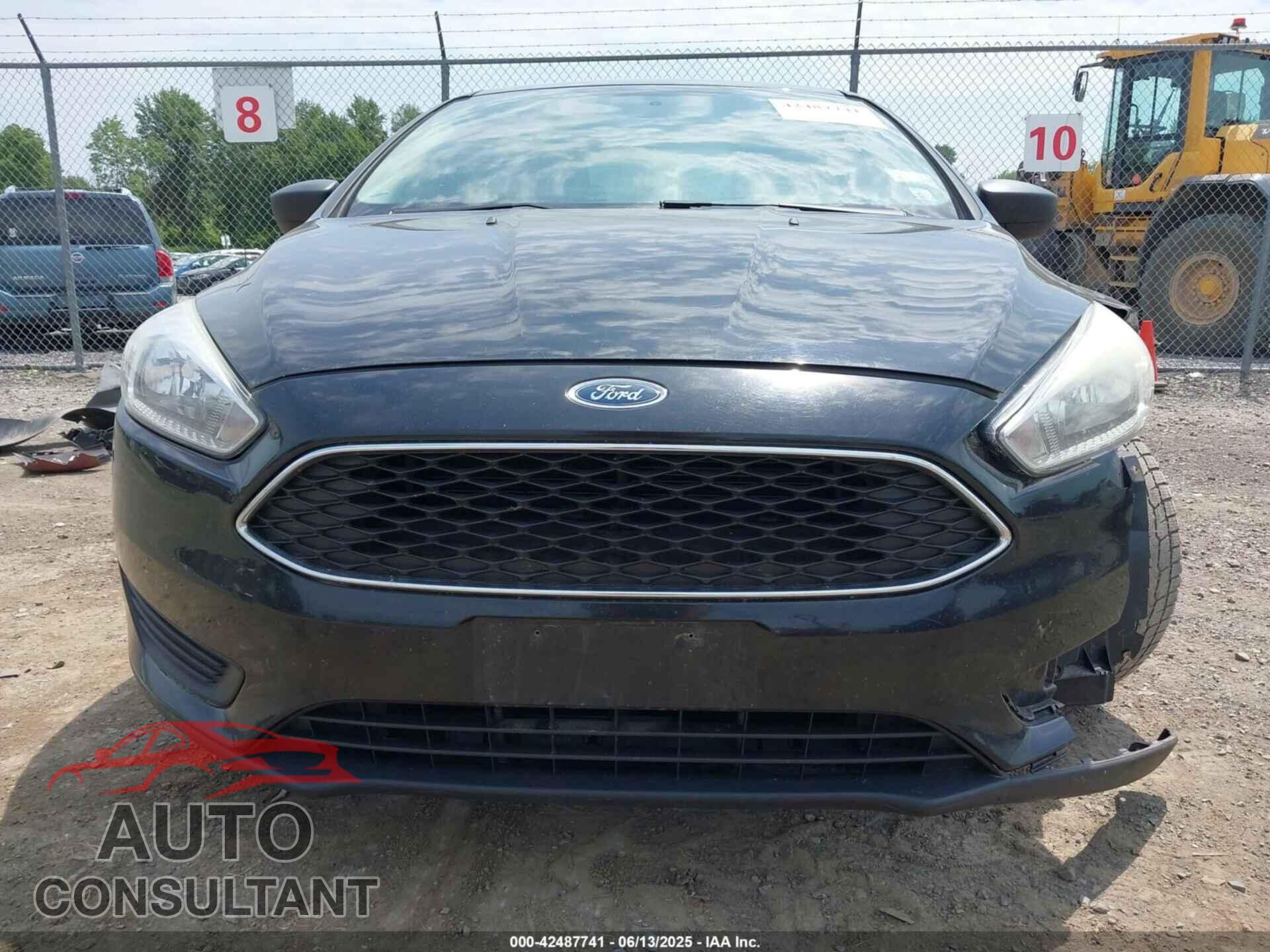 FORD FOCUS 2016 - 1FADP3E23GL228033