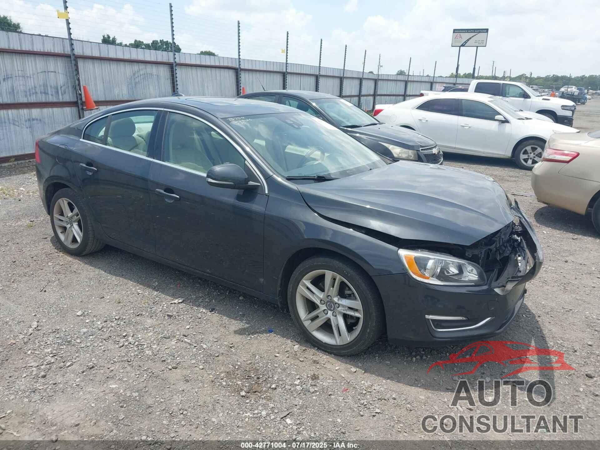 VOLVO S60 2015 - YV140MFK4F2337702