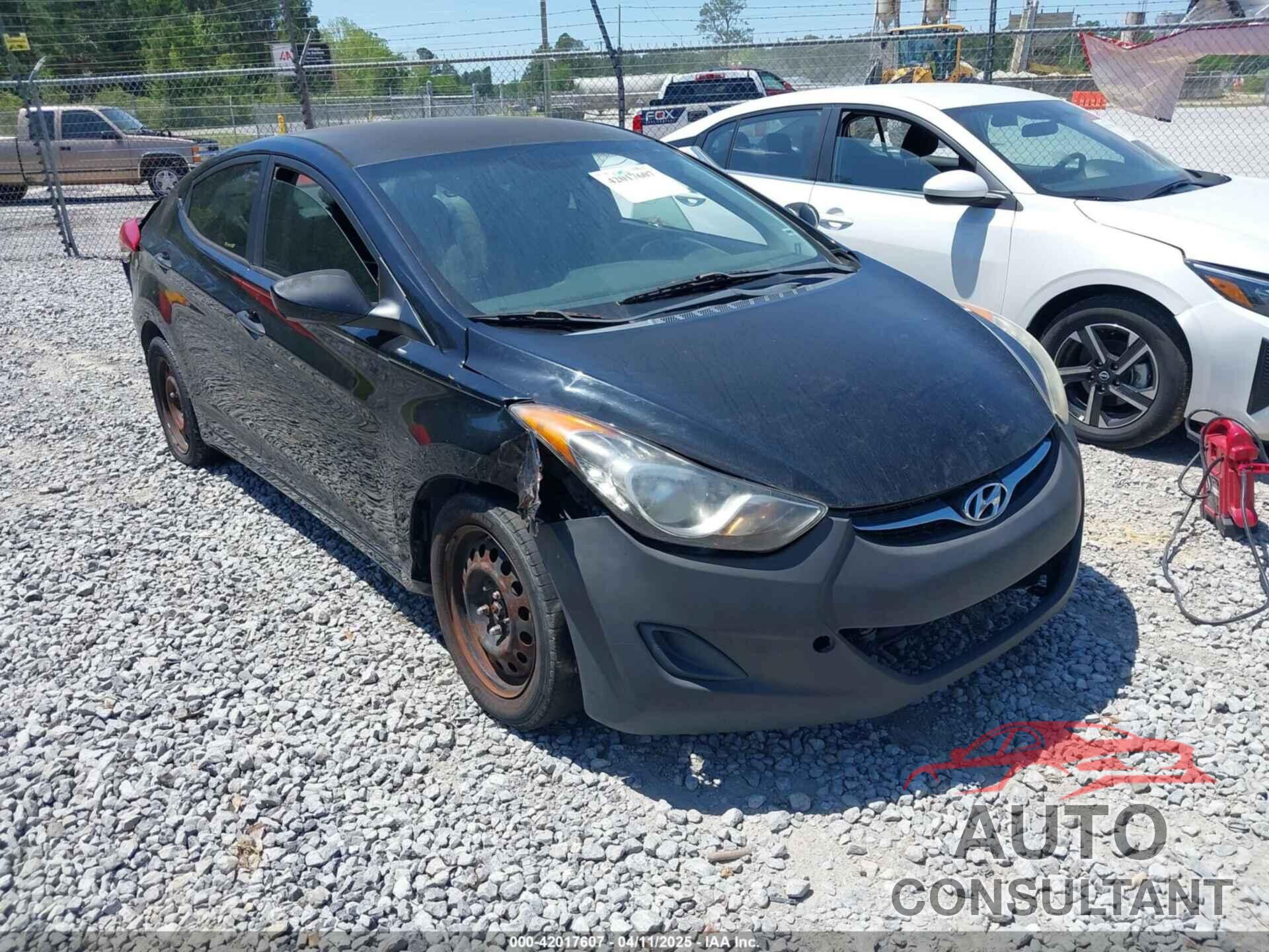 HYUNDAI ELANTRA 2012 - 5NPDH4AE5CH069804