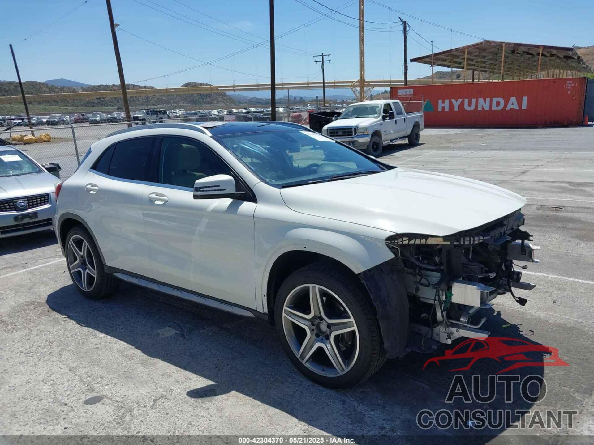 MERCEDES-BENZ GLA 250 2016 - WDCTG4EB3GJ209757