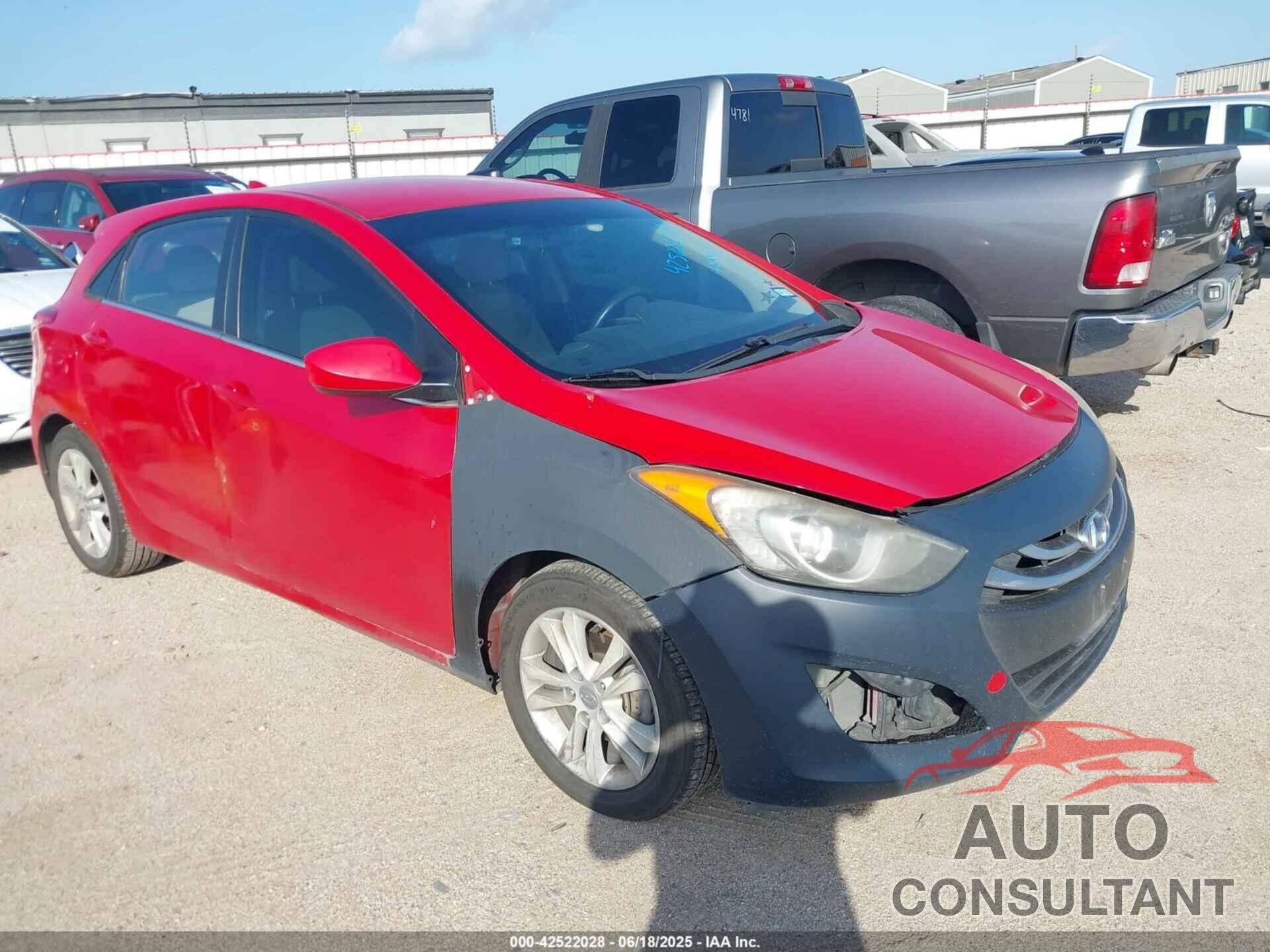 HYUNDAI ELANTRA GT 2013 - KMHD35LE5DU026410