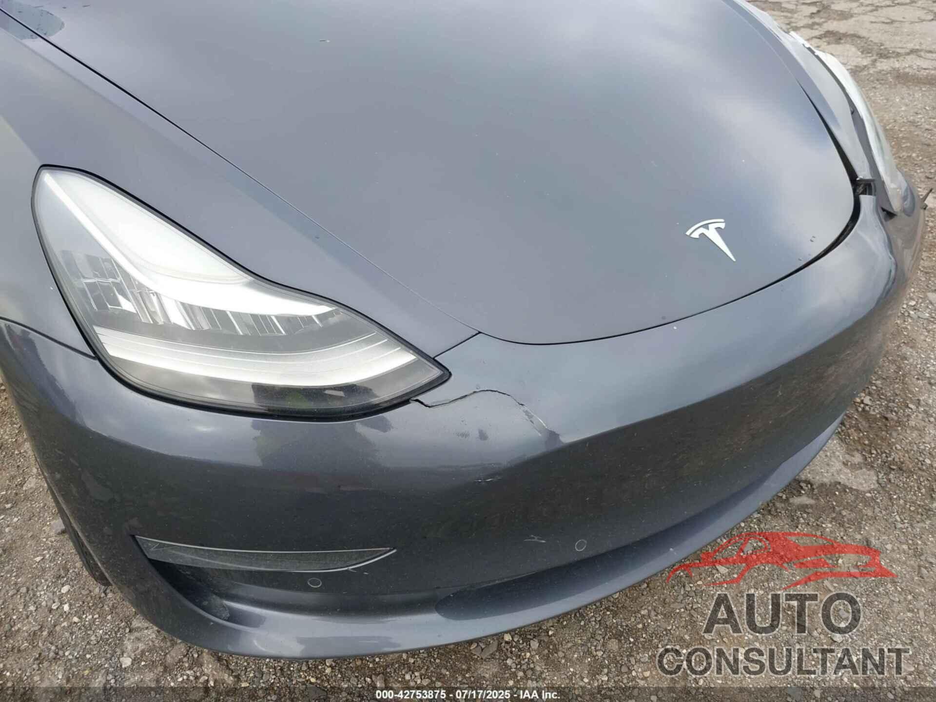 TESLA MODEL 3 2018 - 5YJ3E1EA8JF025799