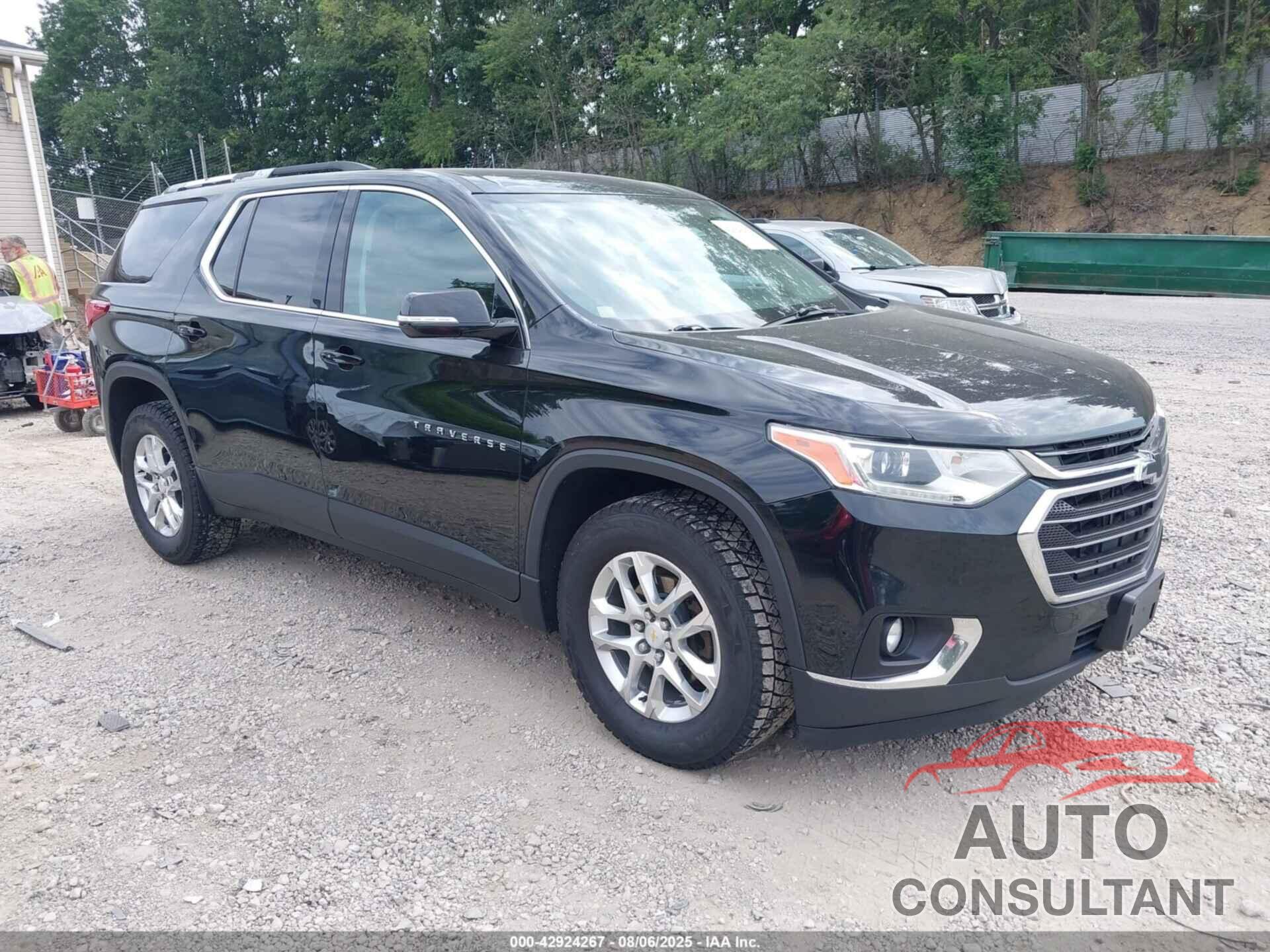 CHEVROLET TRAVERSE 2018 - 1GNEVGKW5JJ112099
