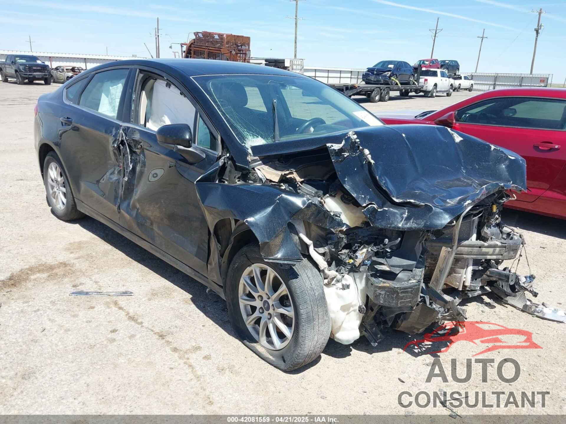 FORD FUSION 2017 - 3FA6P0G71HR246873