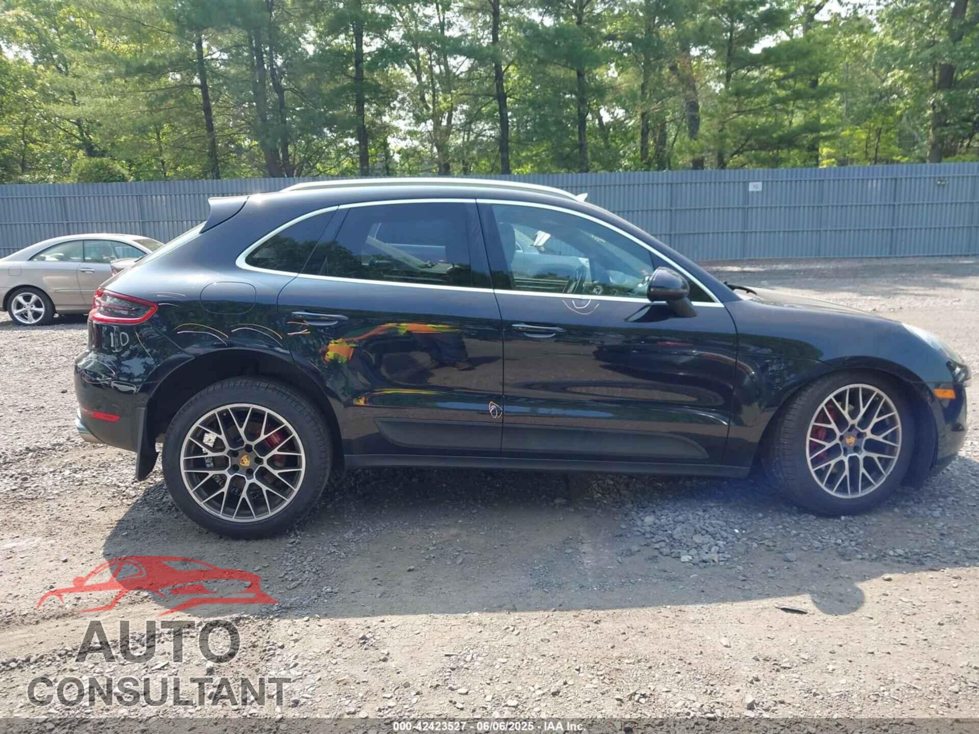 PORSCHE MACAN 2015 - WP1AB2A5XFLB63720