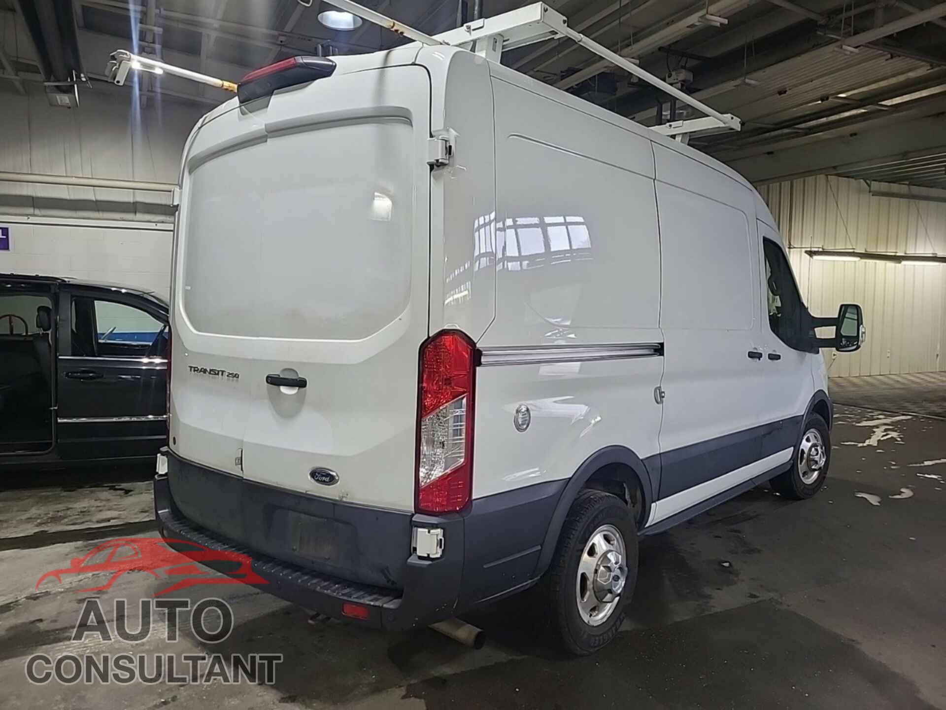 FORD TRANSIT 2020 - 1FTBR2CG6LKA54530