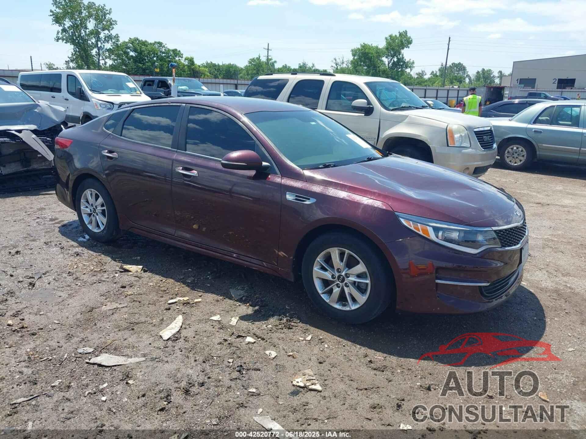 KIA OPTIMA 2017 - 5XXGT4L37HG156145