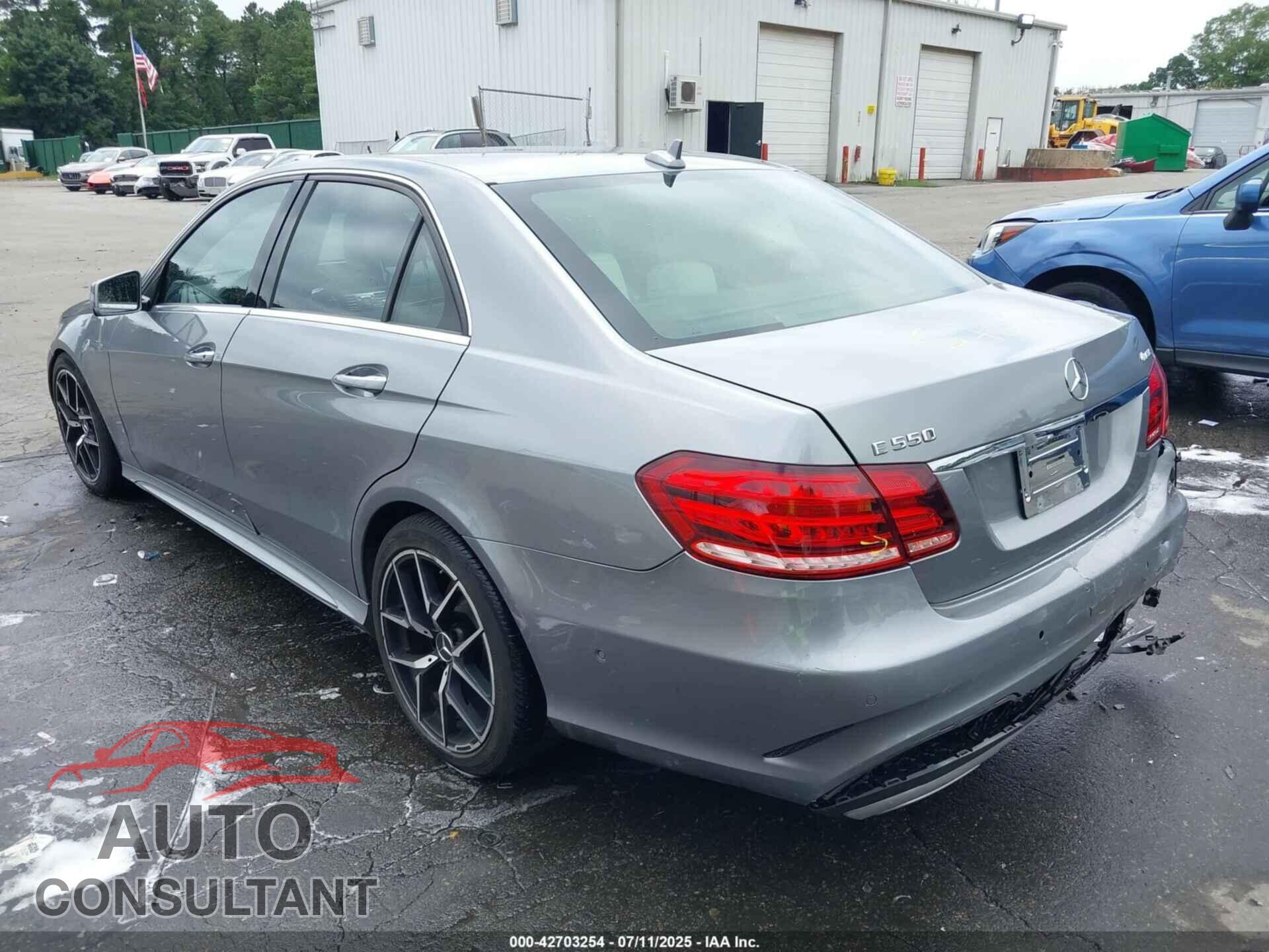 MERCEDES-BENZ E 550 2014 - WDDHF9BB2EB027738