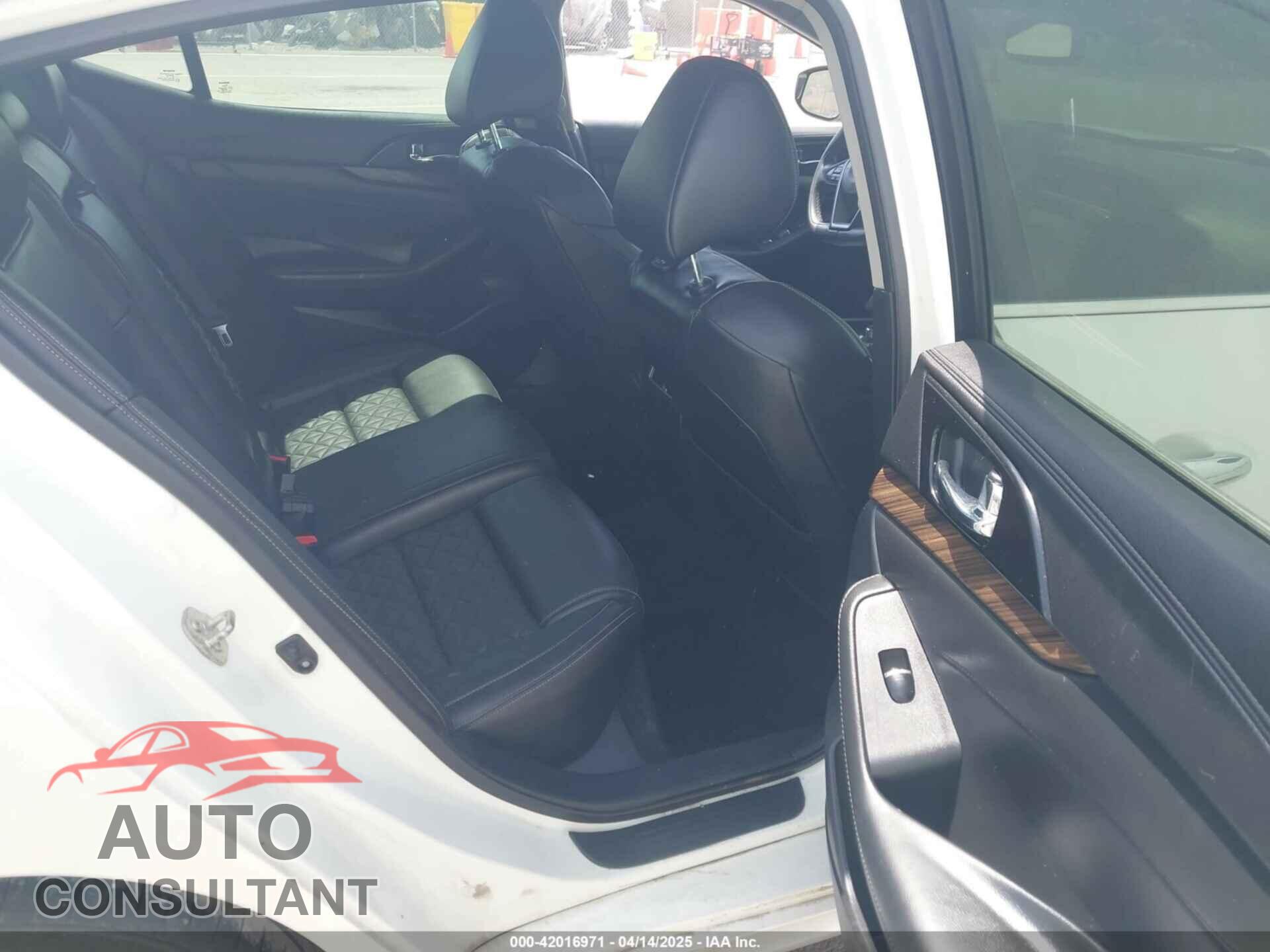 NISSAN MAXIMA 2017 - 1N4AA6AP3HC367121