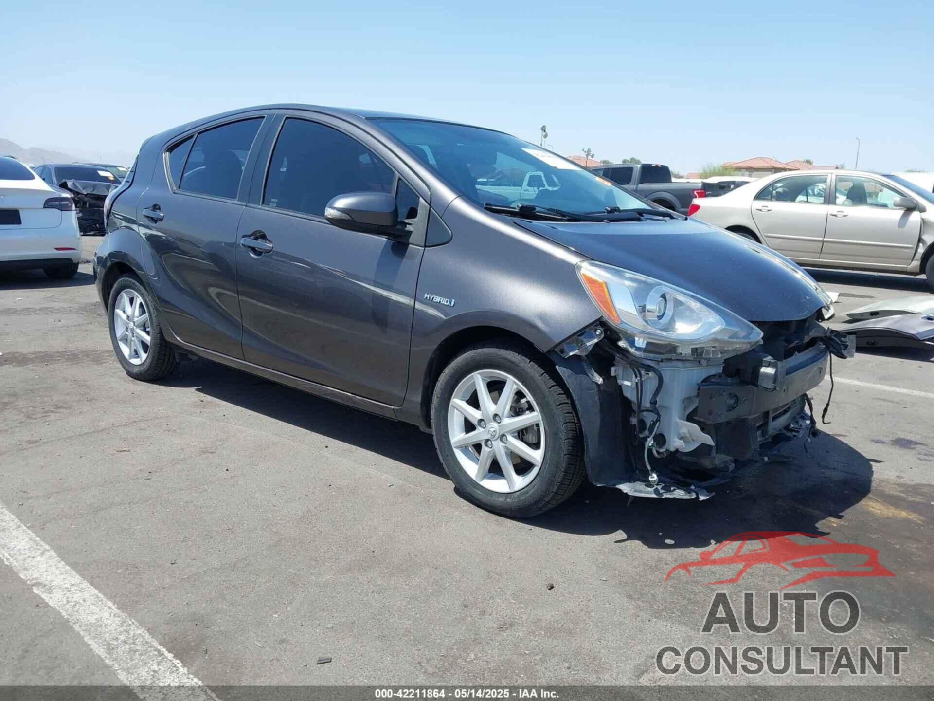TOYOTA PRIUS C 2015 - JTDKDTB33F1584550