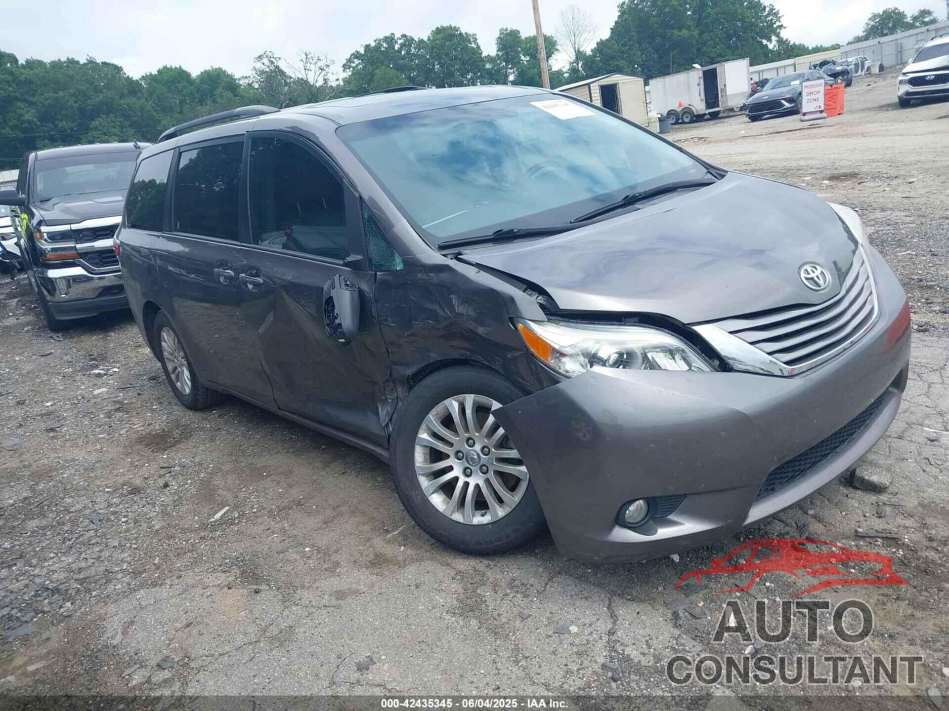 TOYOTA SIENNA 2017 - 5TDYZ3DC2HS811225