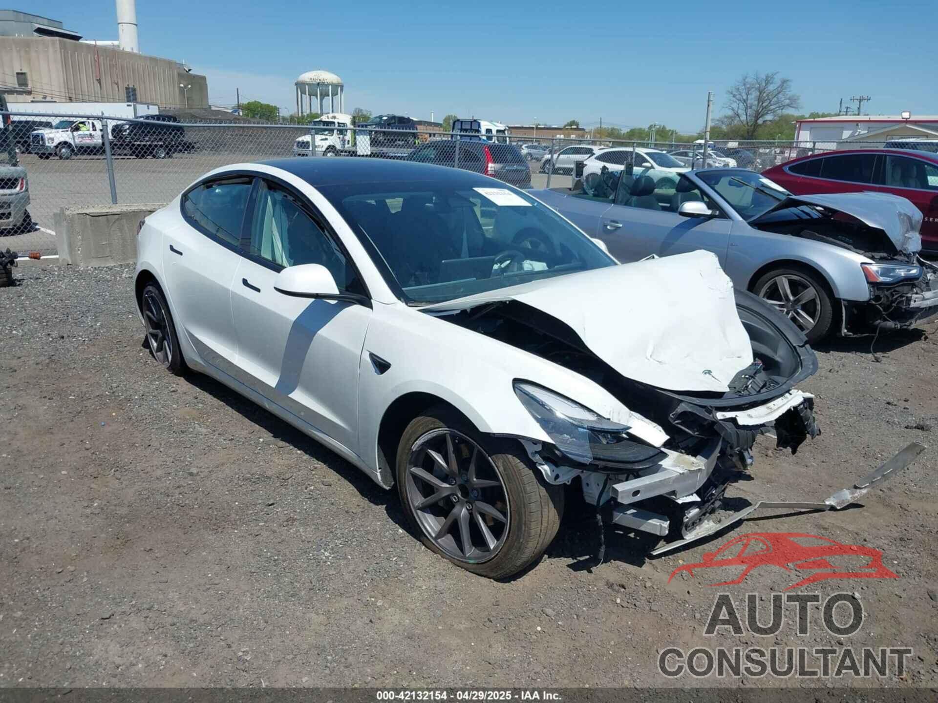 TESLA MODEL 3 2023 - 5YJ3E1EA5PF553275