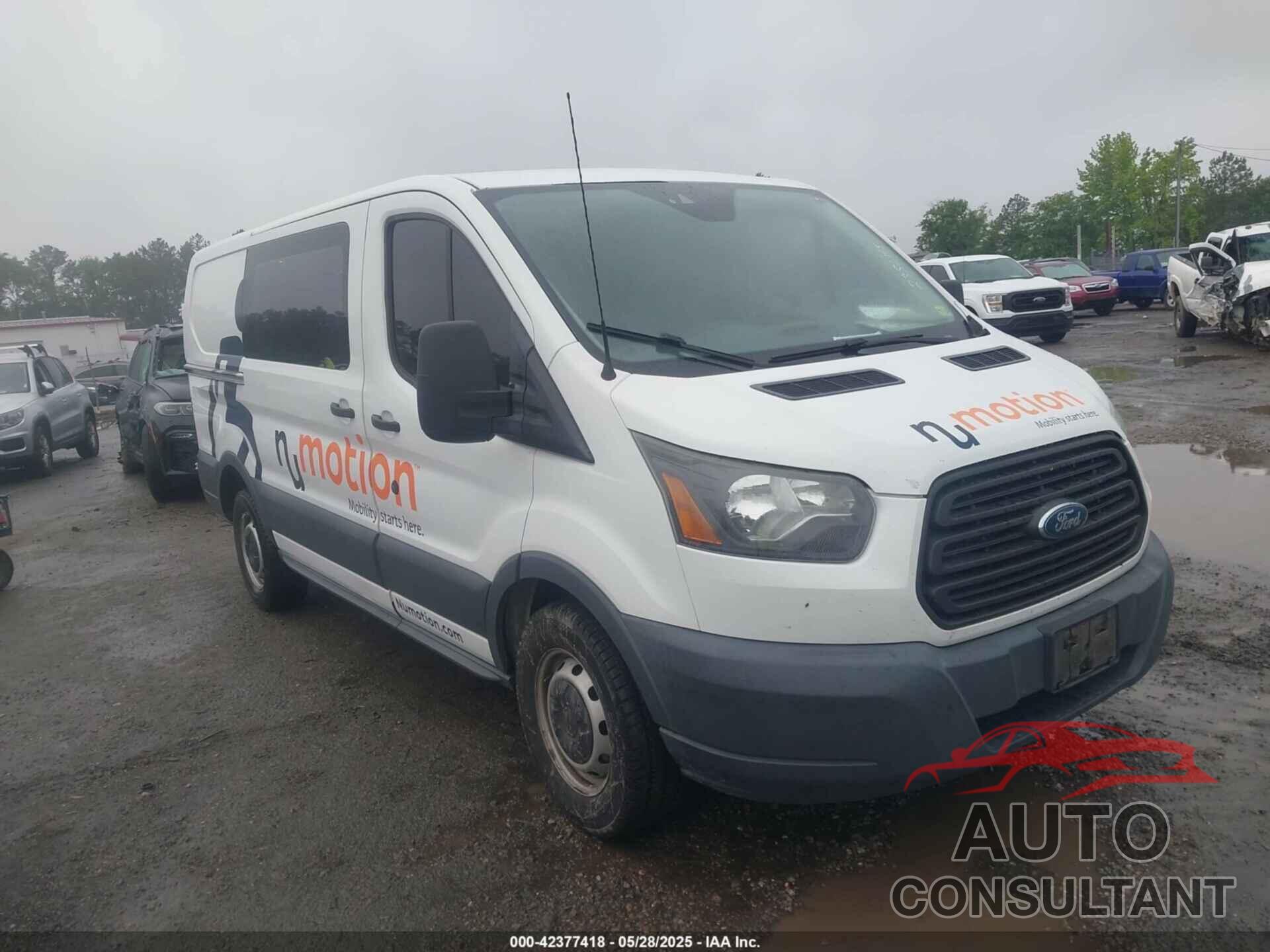 FORD TRANSIT-150 2016 - 1FTYE1YM0GKA00564