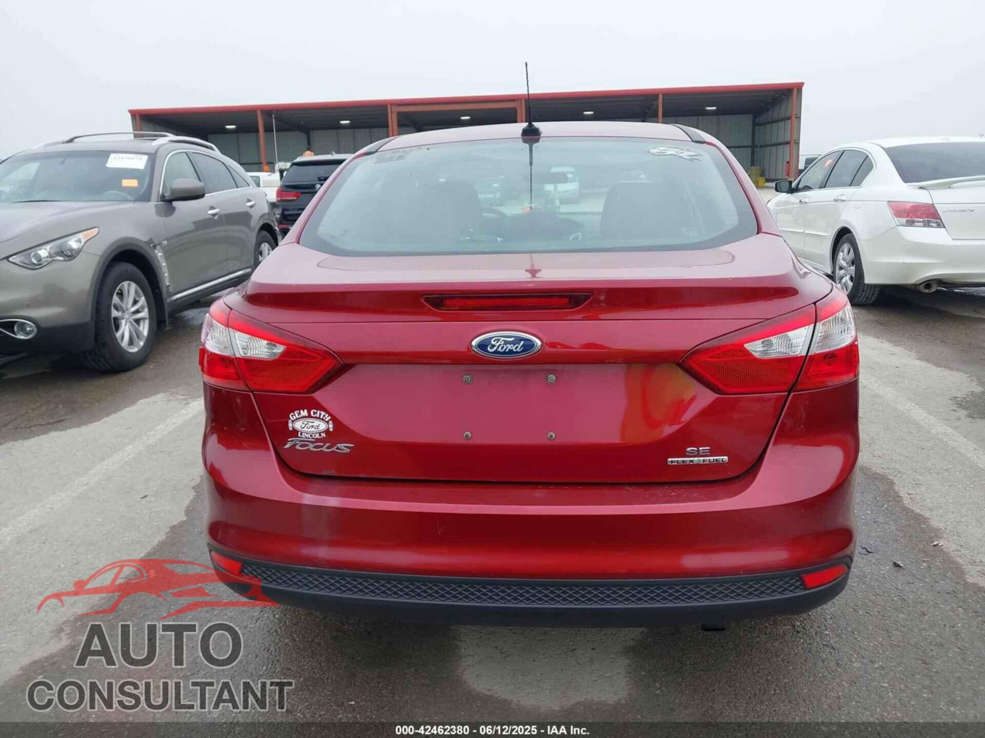 FORD FOCUS 2014 - 1FADP3F27EL390713