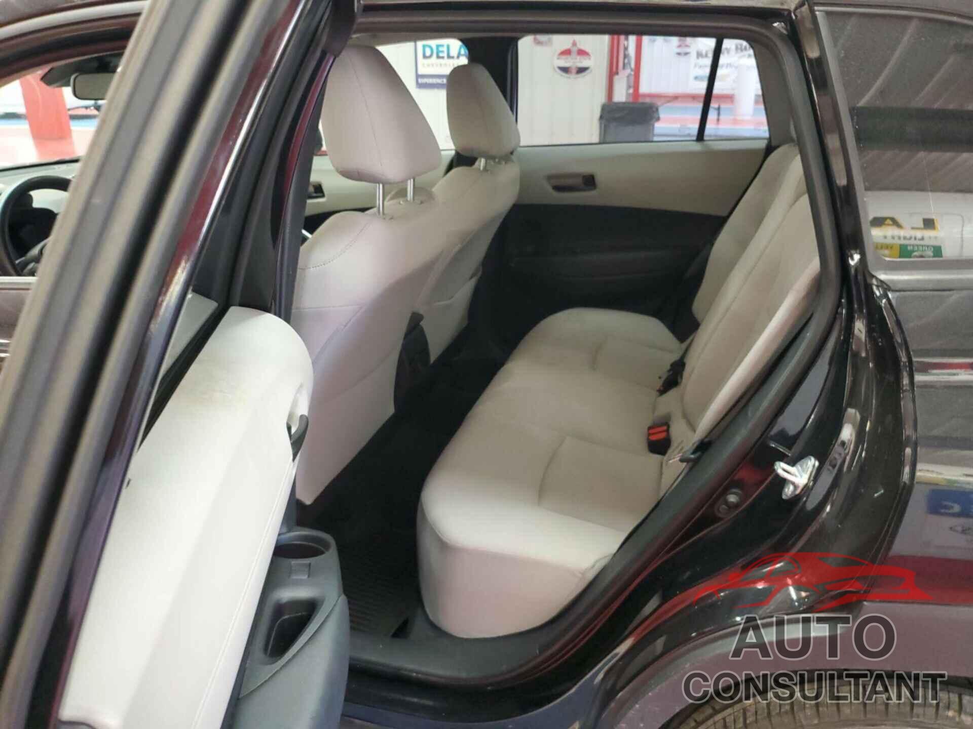 TOYOTA COROLLA CROSS 2022 - 7MUAAABG9NV016872