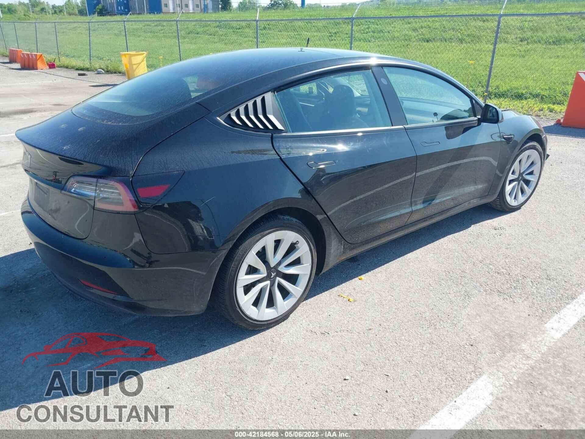 TESLA MODEL 3 2023 - 5YJ3E1EA4PF451787