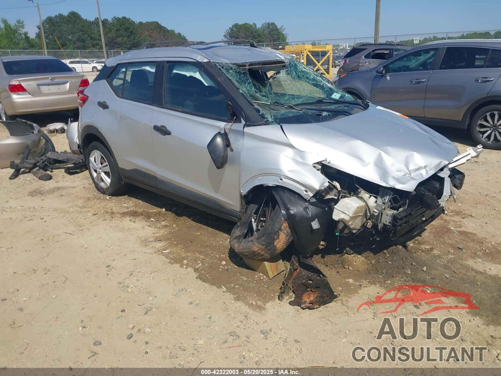 NISSAN KICKS 2018 - 3N1CP5CU6JL529609