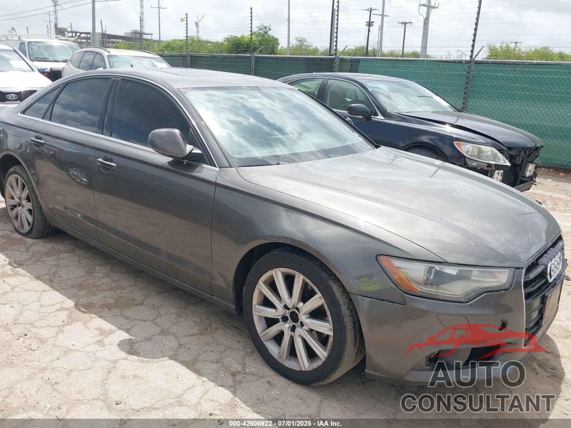 AUDI A6 2013 - WAUDFAFC8DN063408