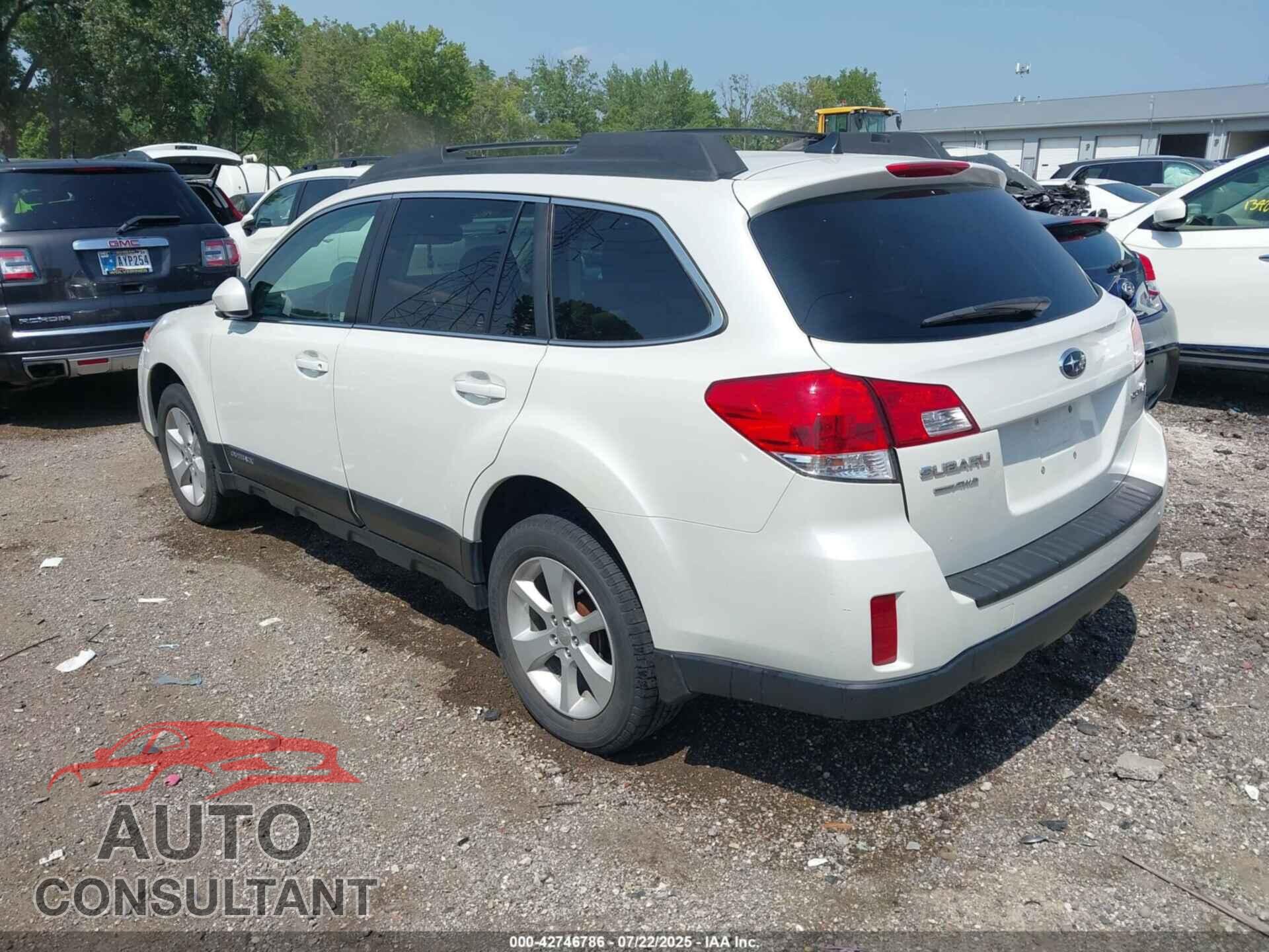 SUBARU OUTBACK 2014 - 4S4BRCCC4E3238750