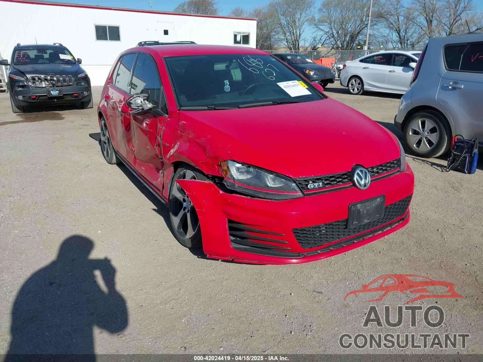 VOLKSWAGEN GOLF GTI 2016 - 3VW5T7AUXGM069287