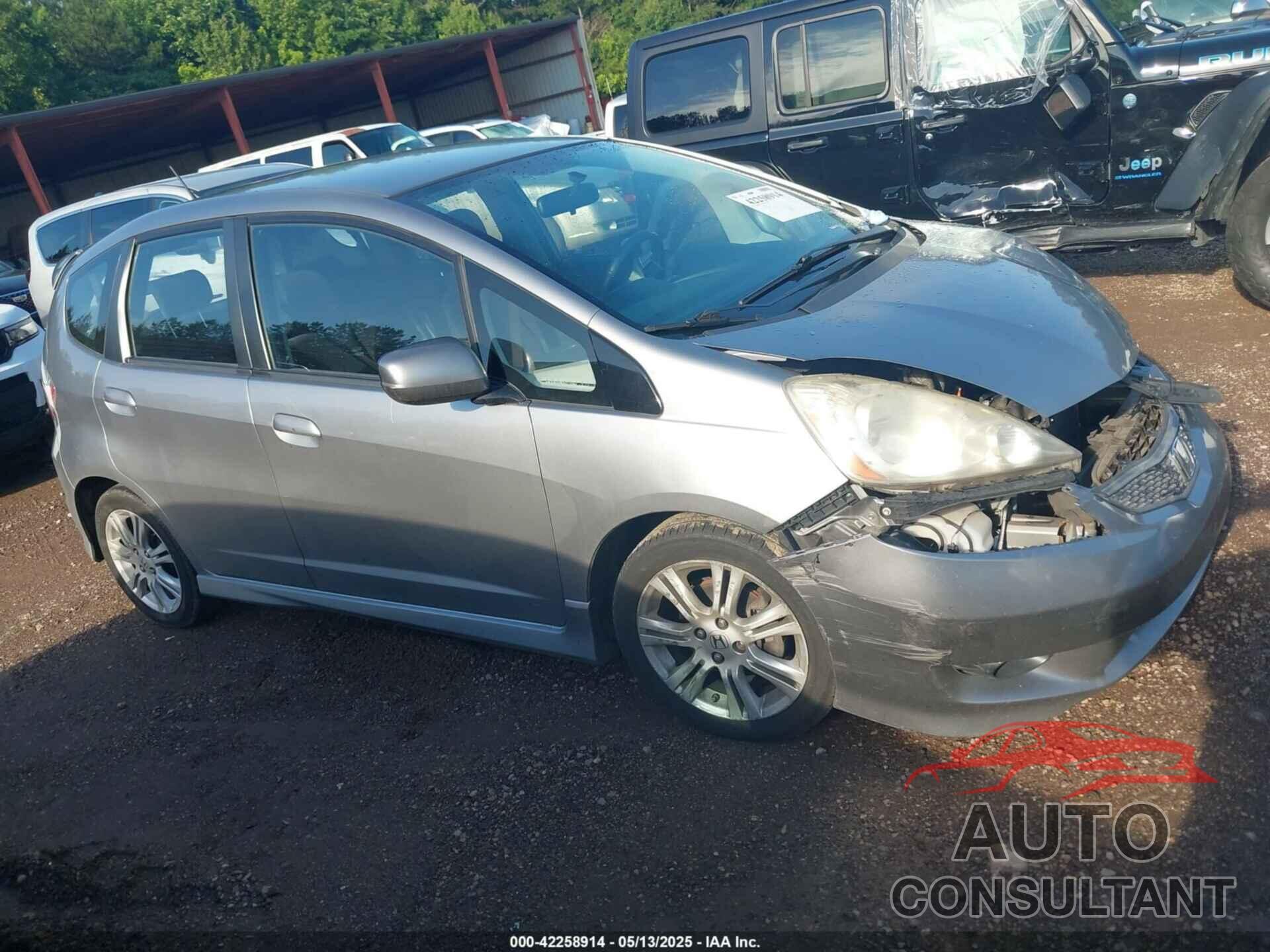 HONDA FIT 2010 - JHMGE8H41AS027685