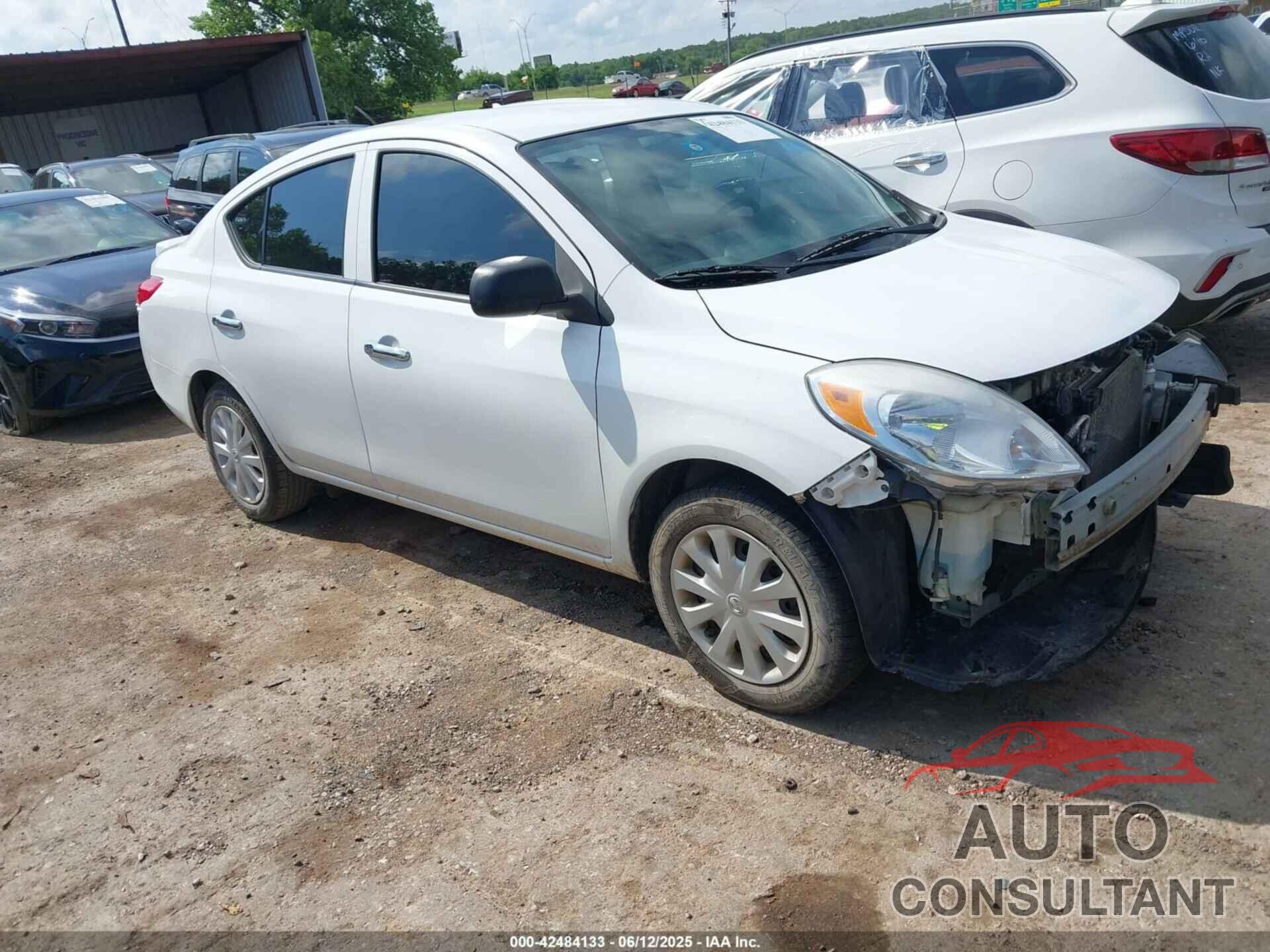 NISSAN VERSA 2014 - 3N1CN7AP4EL802793