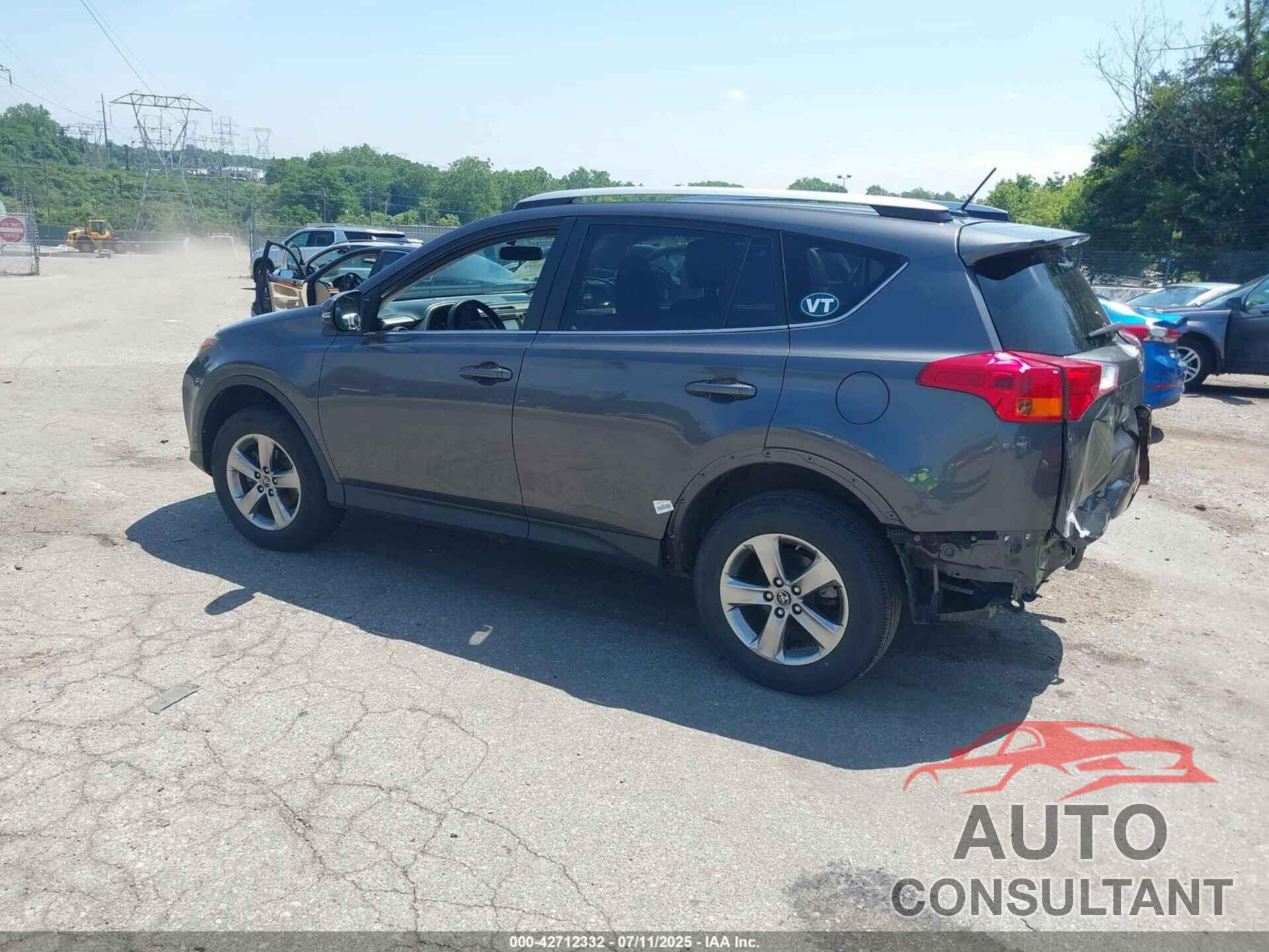 TOYOTA RAV4 2015 - JTMWFREV2FJ051794