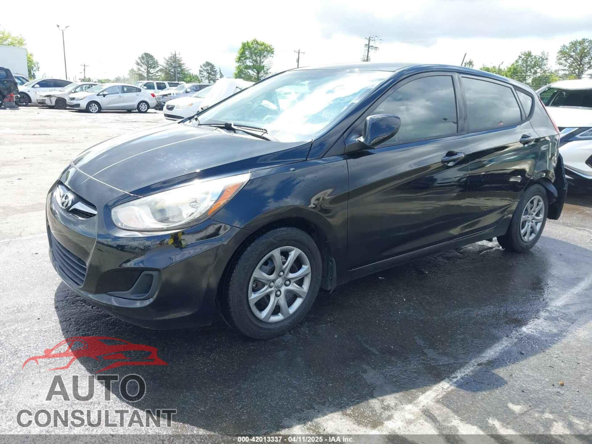 HYUNDAI ACCENT 2013 - KMHCT5AE3DU111213