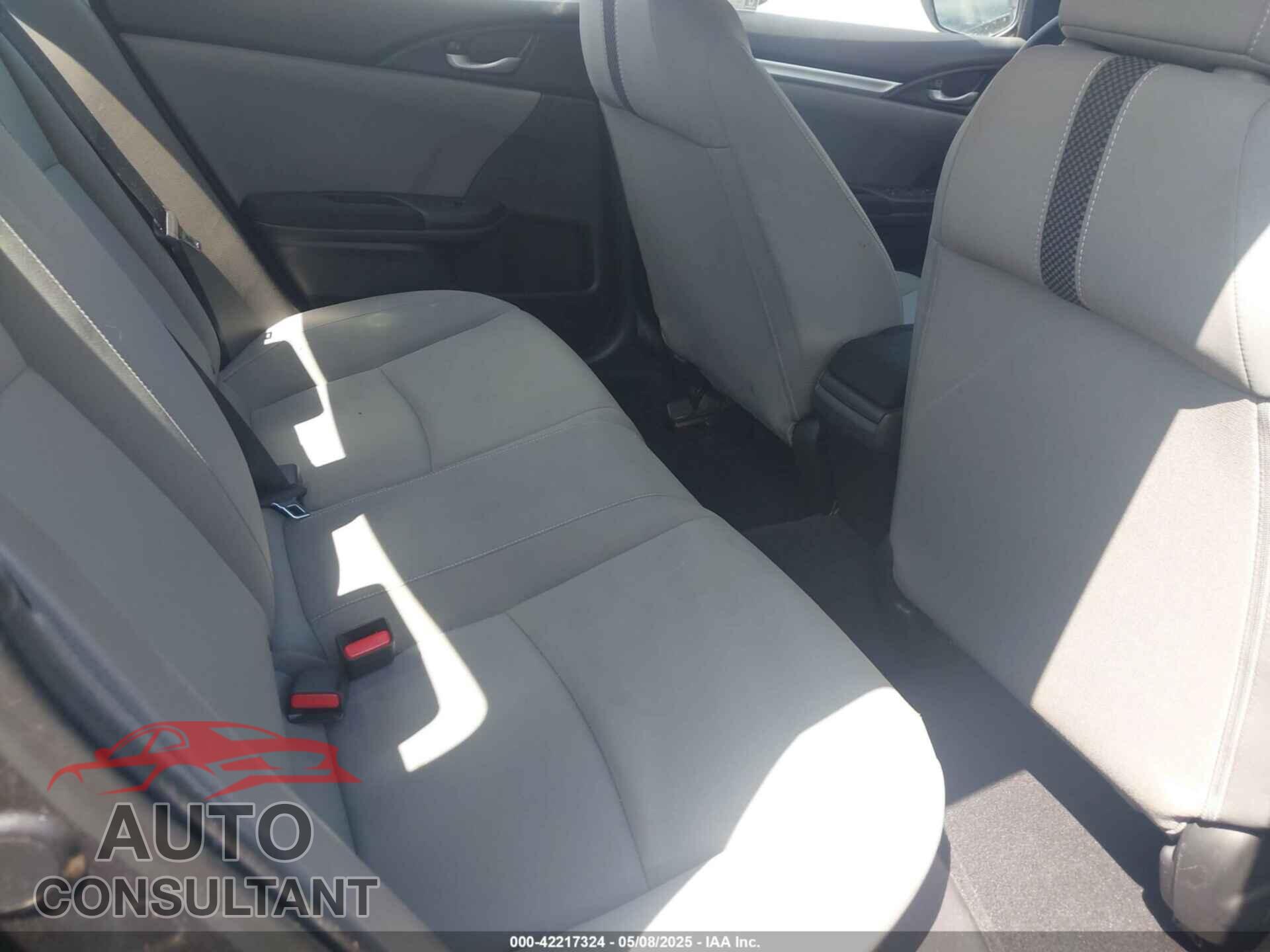 HONDA CIVIC 2019 - 2HGFC2F64KH570754