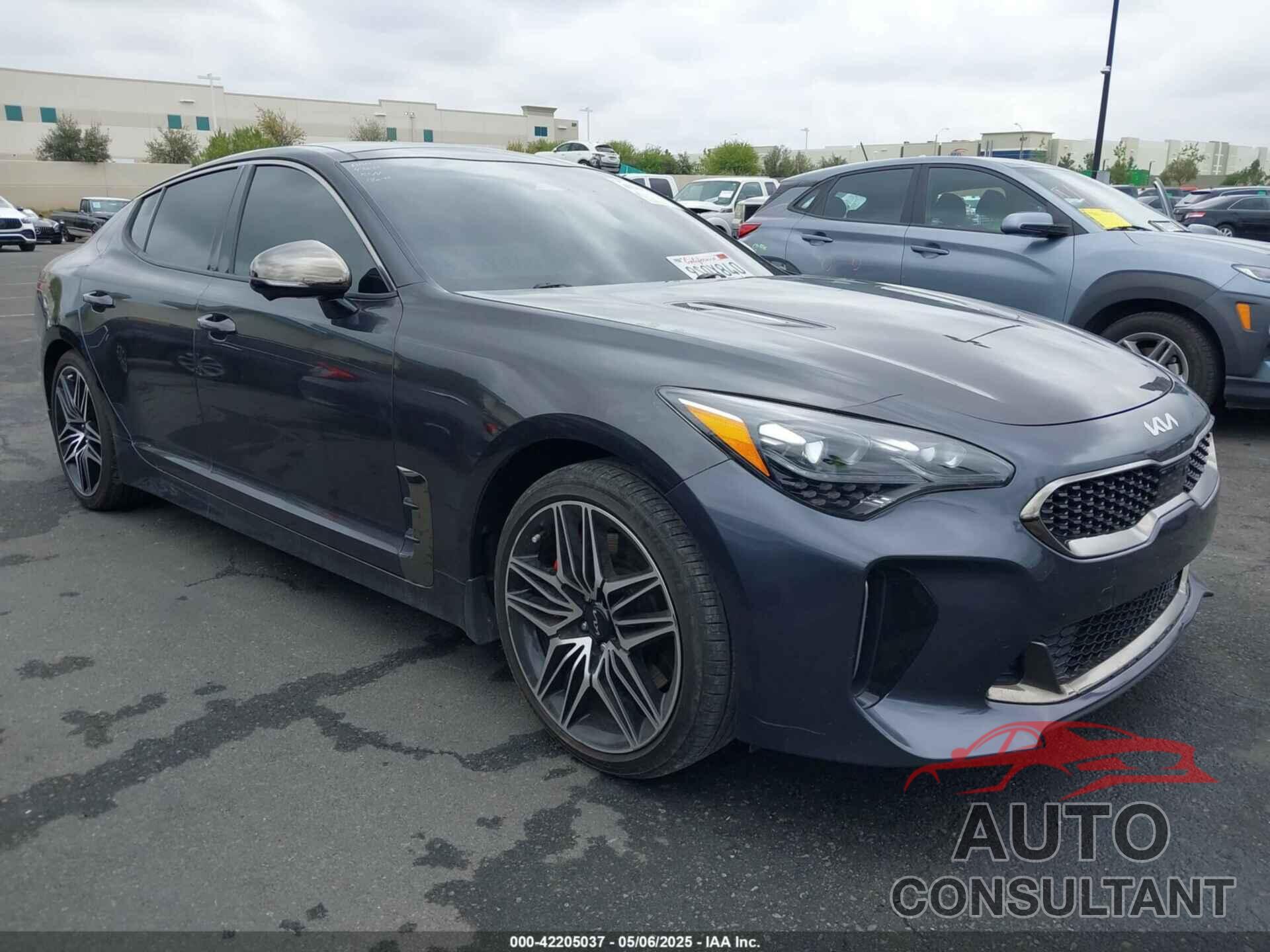 KIA STINGER 2022 - KNAE55LC2N6100662