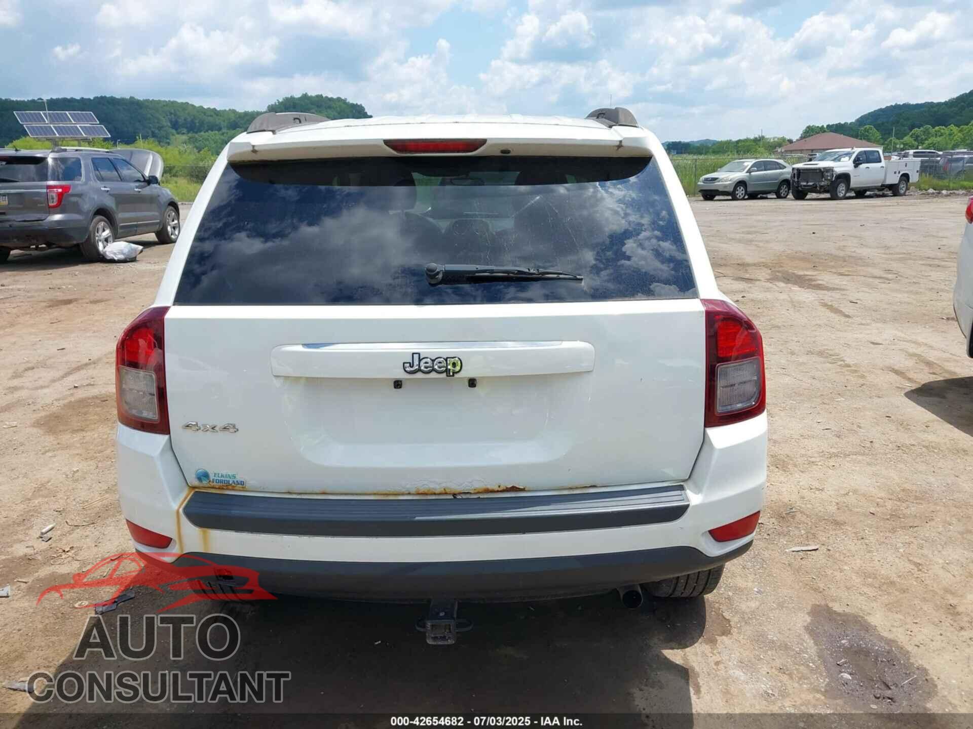 JEEP COMPASS 2015 - 1C4NJDBB8FD371000