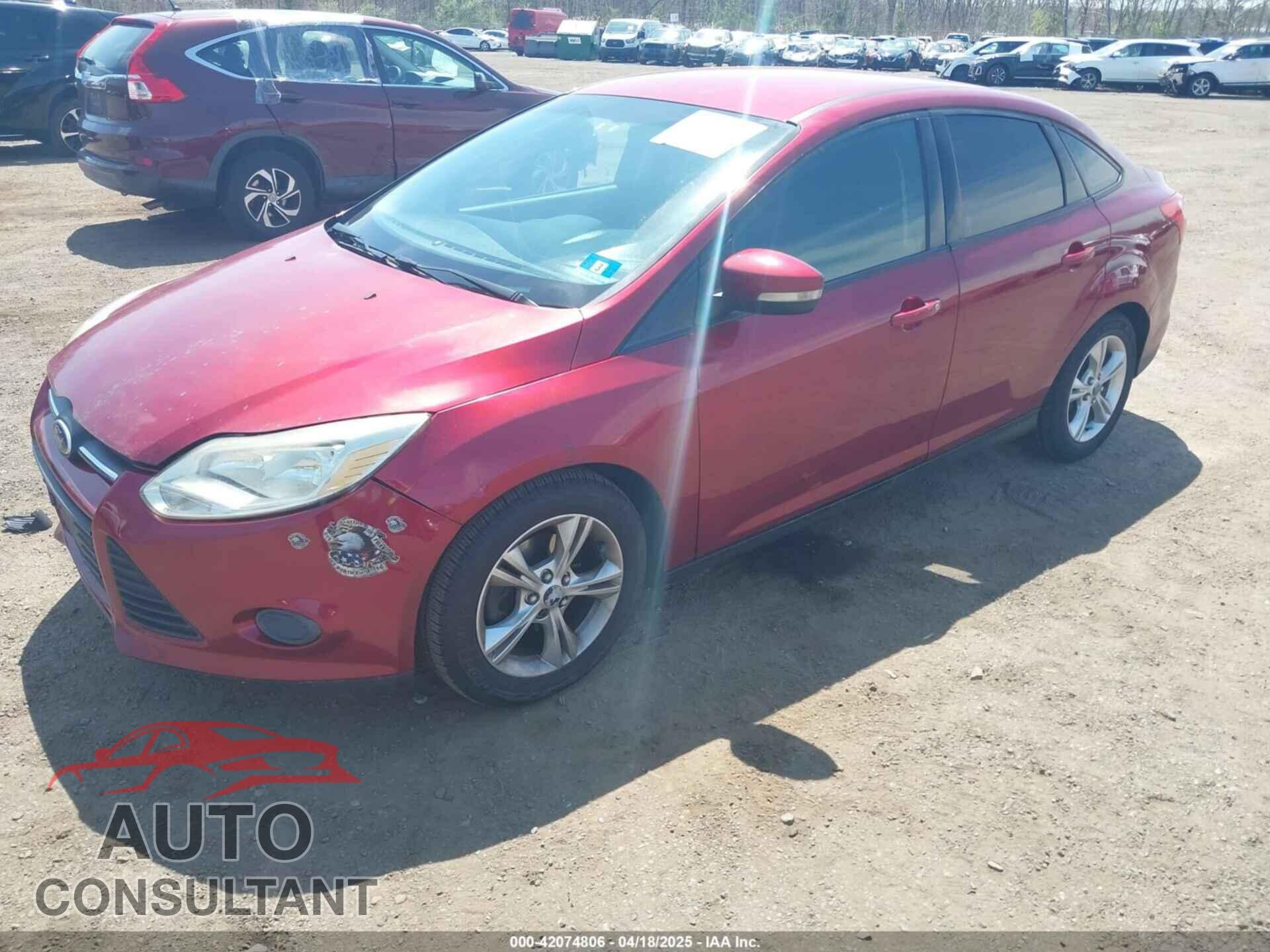 FORD FOCUS 2013 - 1FADP3F2XDL371376