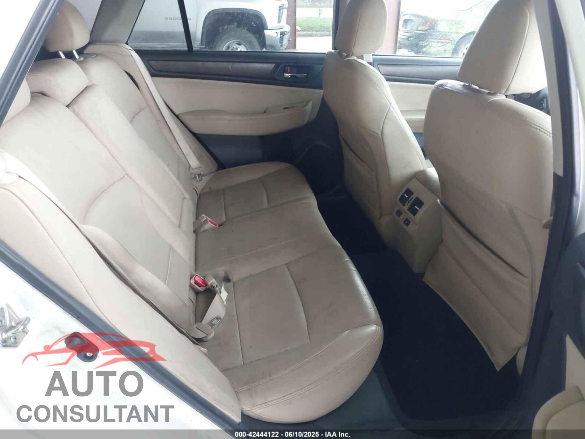 SUBARU OUTBACK 2015 - 4S4BSBNC2F3294196