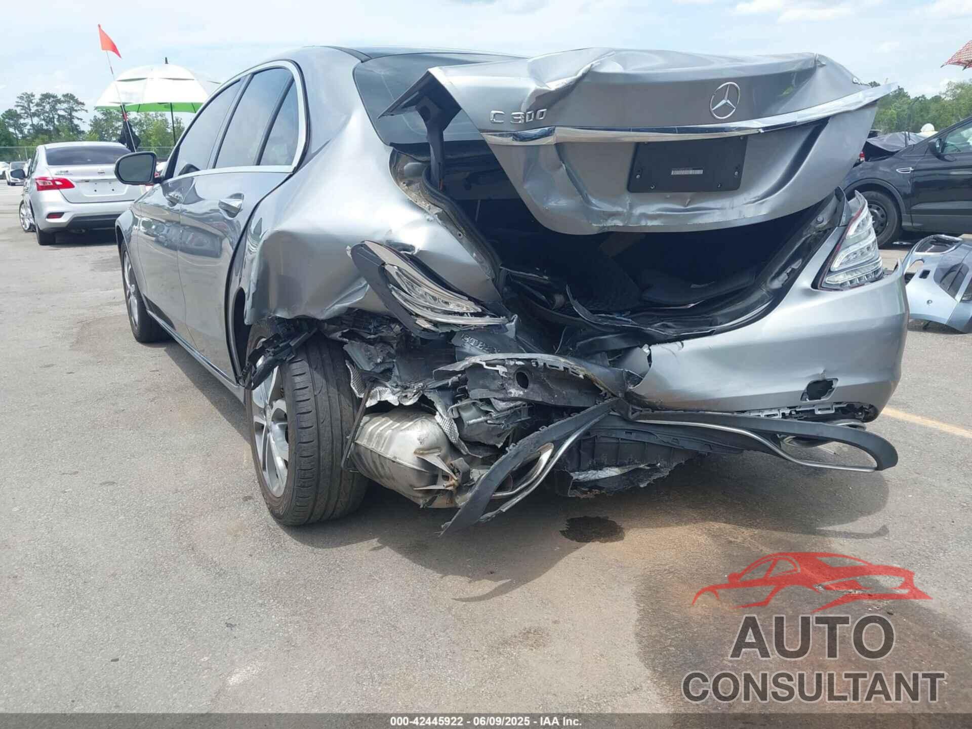 MERCEDES-BENZ C 300 2015 - 55SWF4KB9FU023350