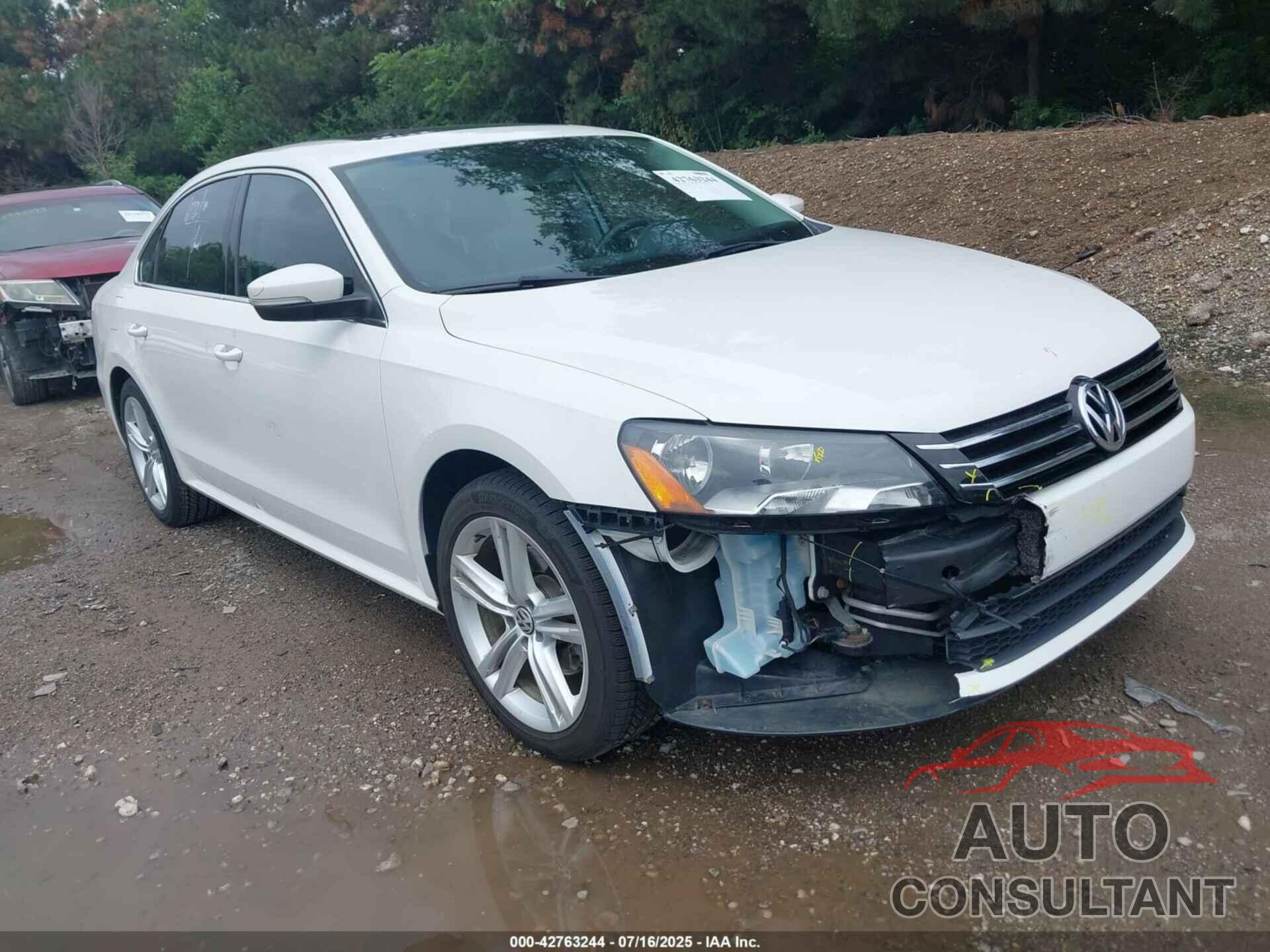 VOLKSWAGEN PASSAT 2014 - 1VWBT7A34EC064997