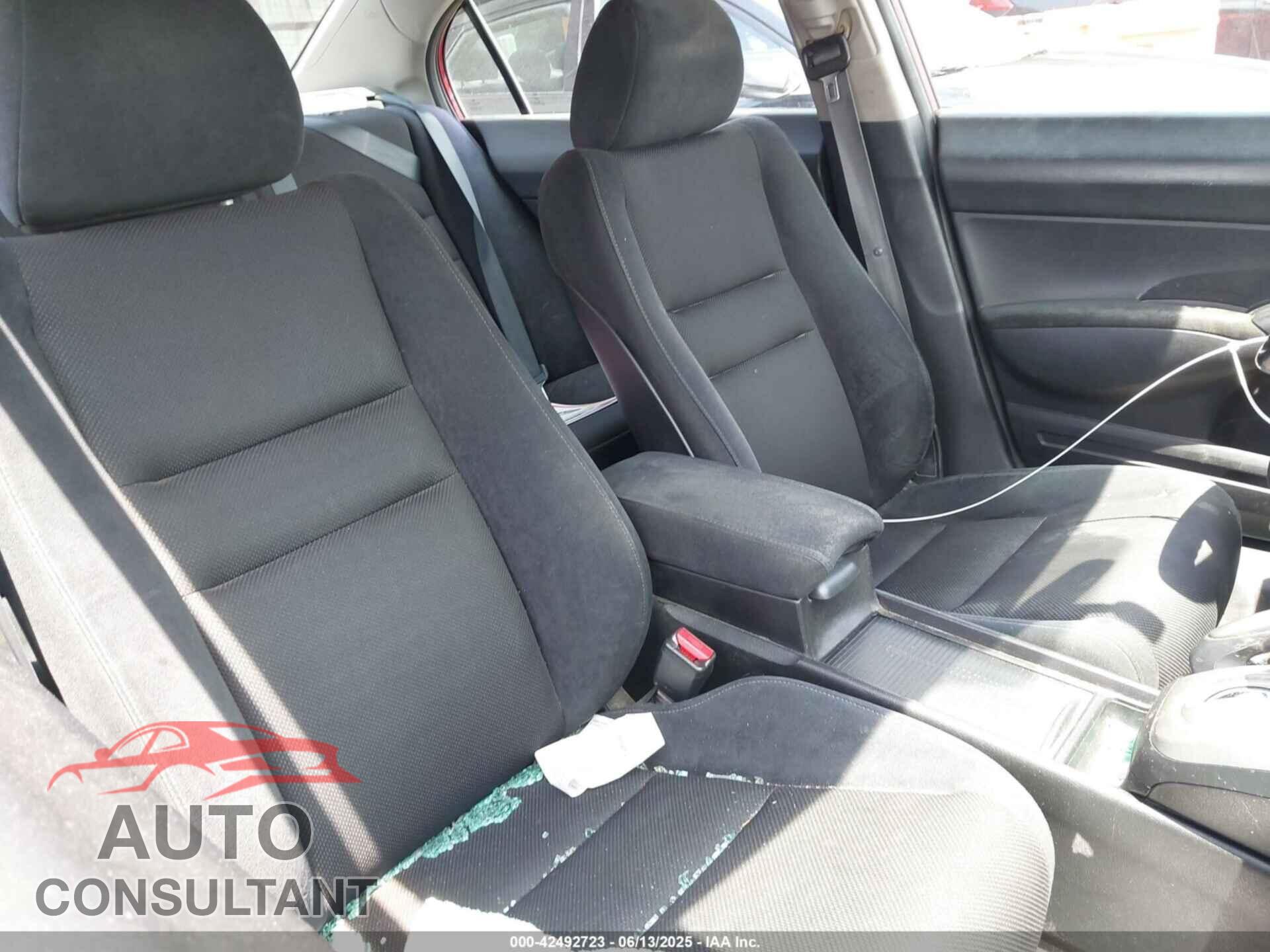 HONDA CIVIC 2010 - 19XFA1F60AE065044