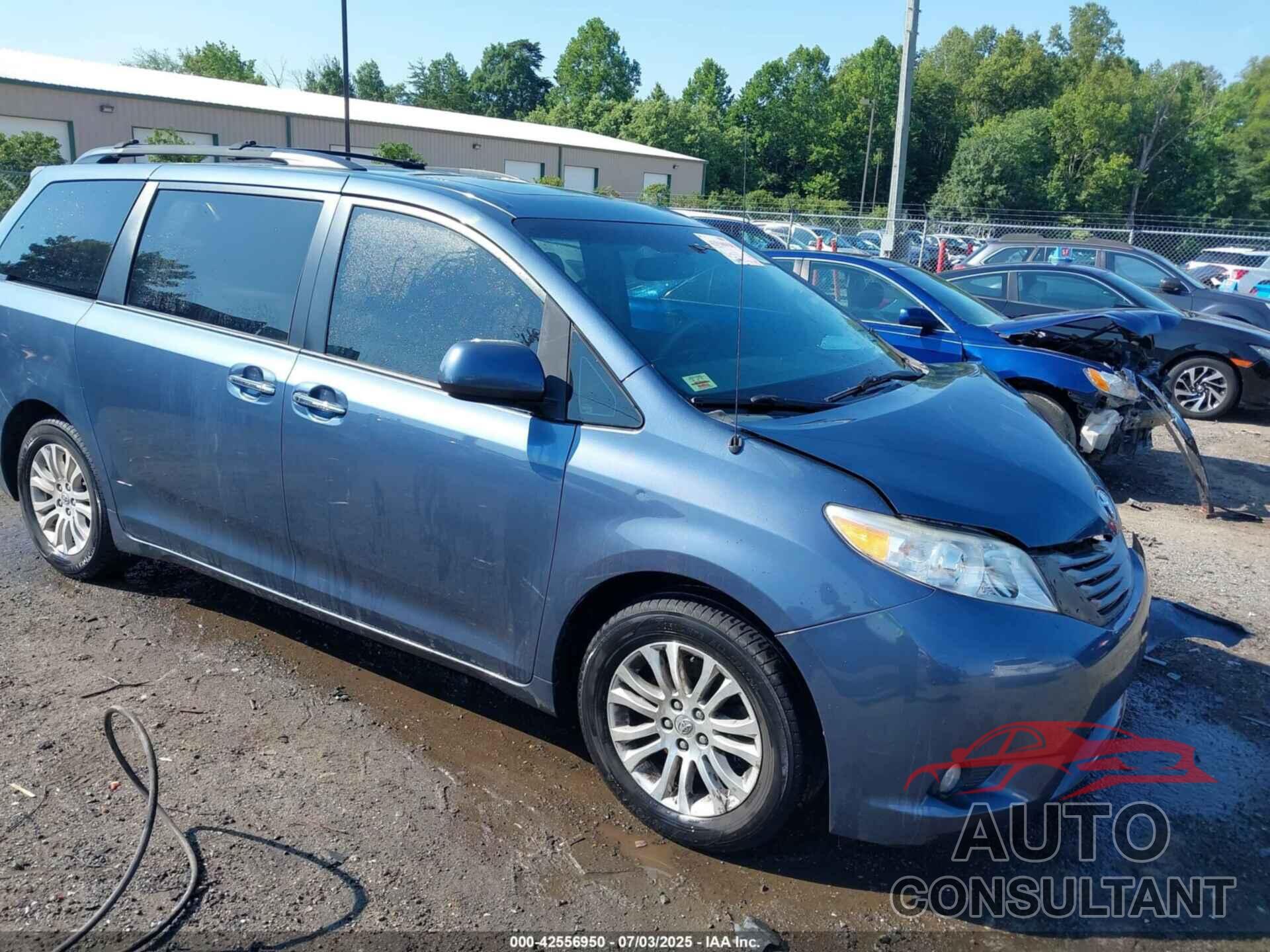 TOYOTA SIENNA 2014 - 5TDYK3DC0ES452831