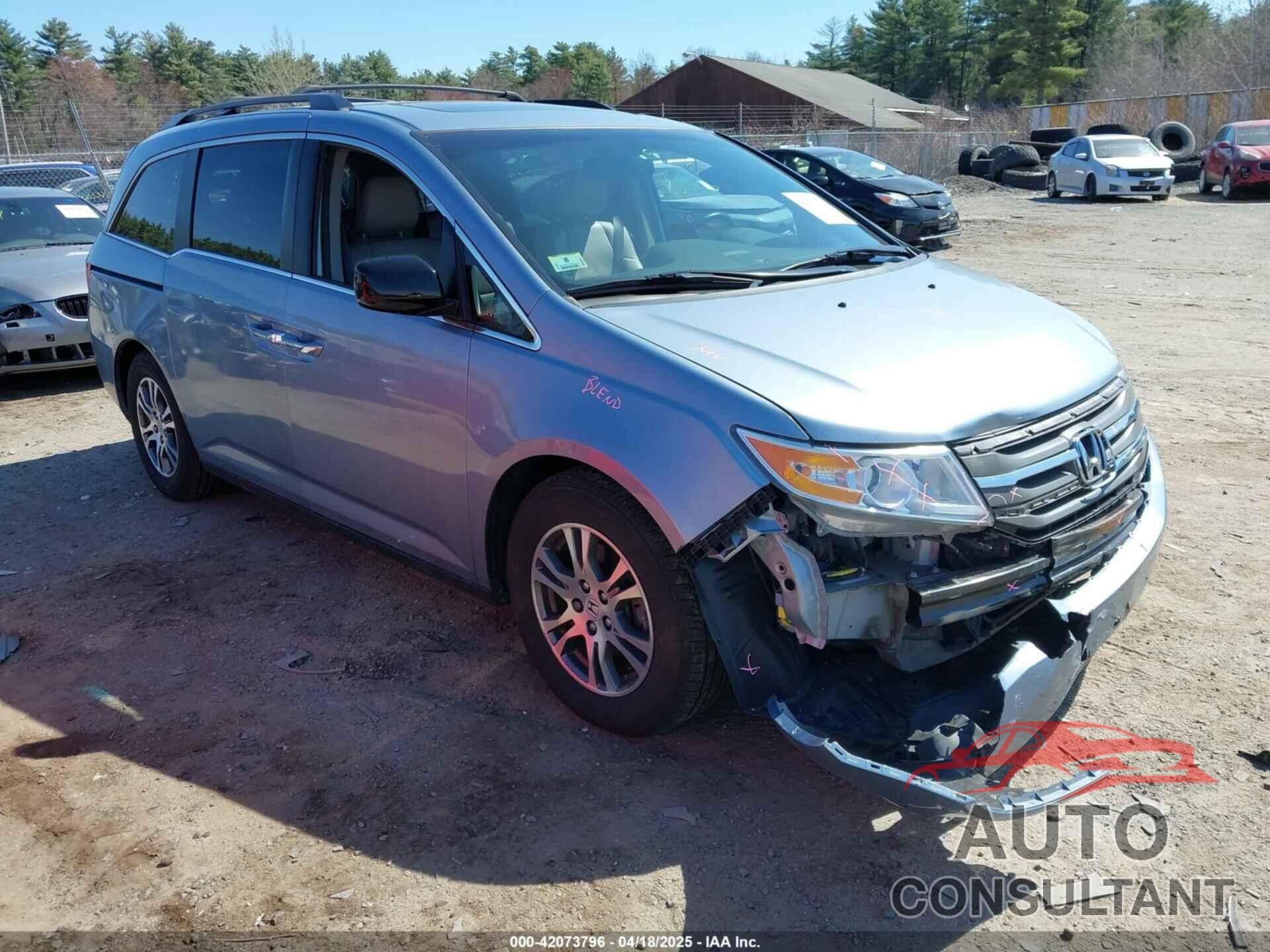 HONDA ODYSSEY 2013 - 5FNRL5H62DB012095