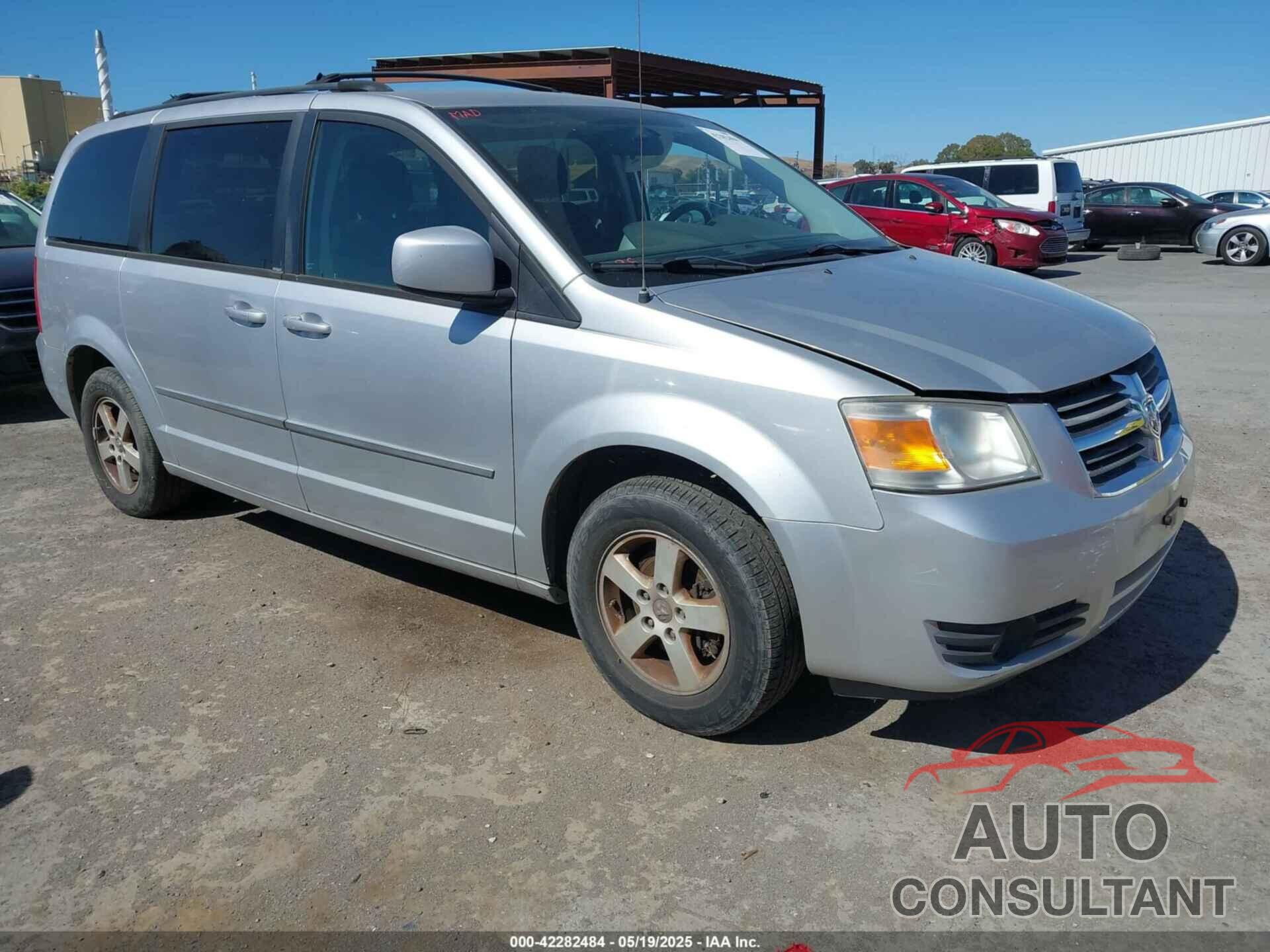 DODGE GRAND CARAVAN 2010 - 2D4RN5D19AR283436